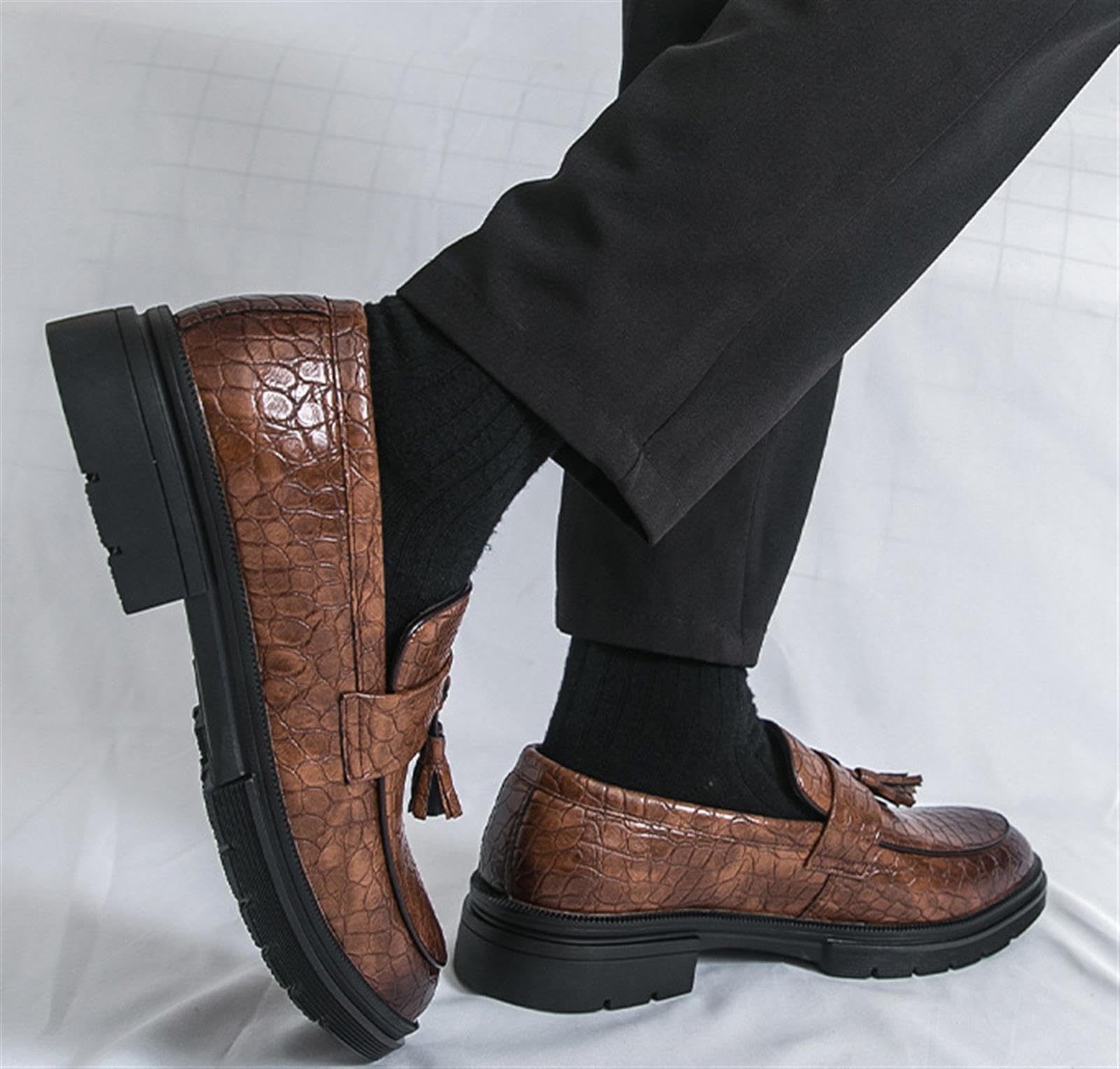 Mocasines Hombre Estampado Cocodrilo con Borlas Zapatos Casuales de Cuero Elegantes Antideslizantes para Oficina Negocios Diario