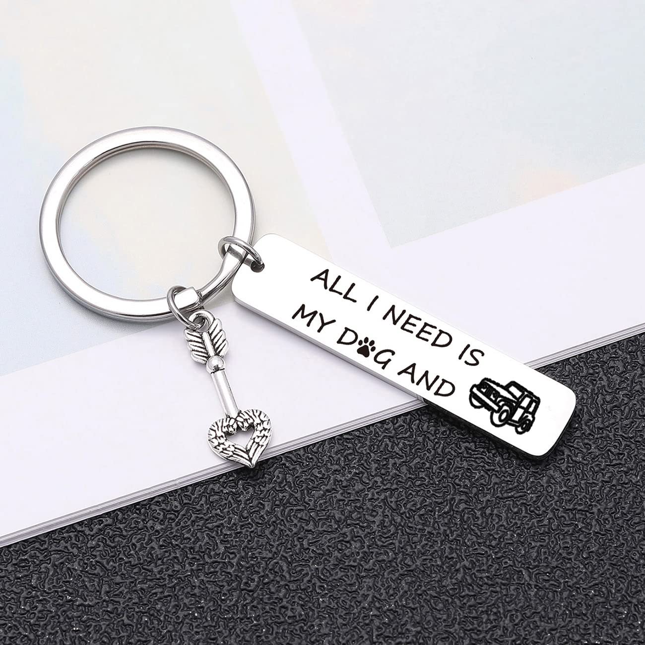 Wrangler SUV Lover Gift Keychain - Dog Mom SUV Keychain