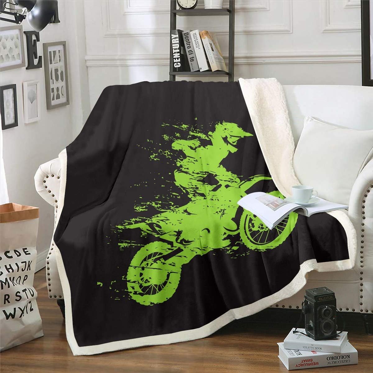 Feelyou Motocross Rider Fleece Blanket for Sofa Bed Couch Extreme Sports Theme Plush Blanket Dirt Bike Motorbike Sherpa Throw Blanket Green Black Room Decor Fuzzy Blanket Twin 60"x80" Multi