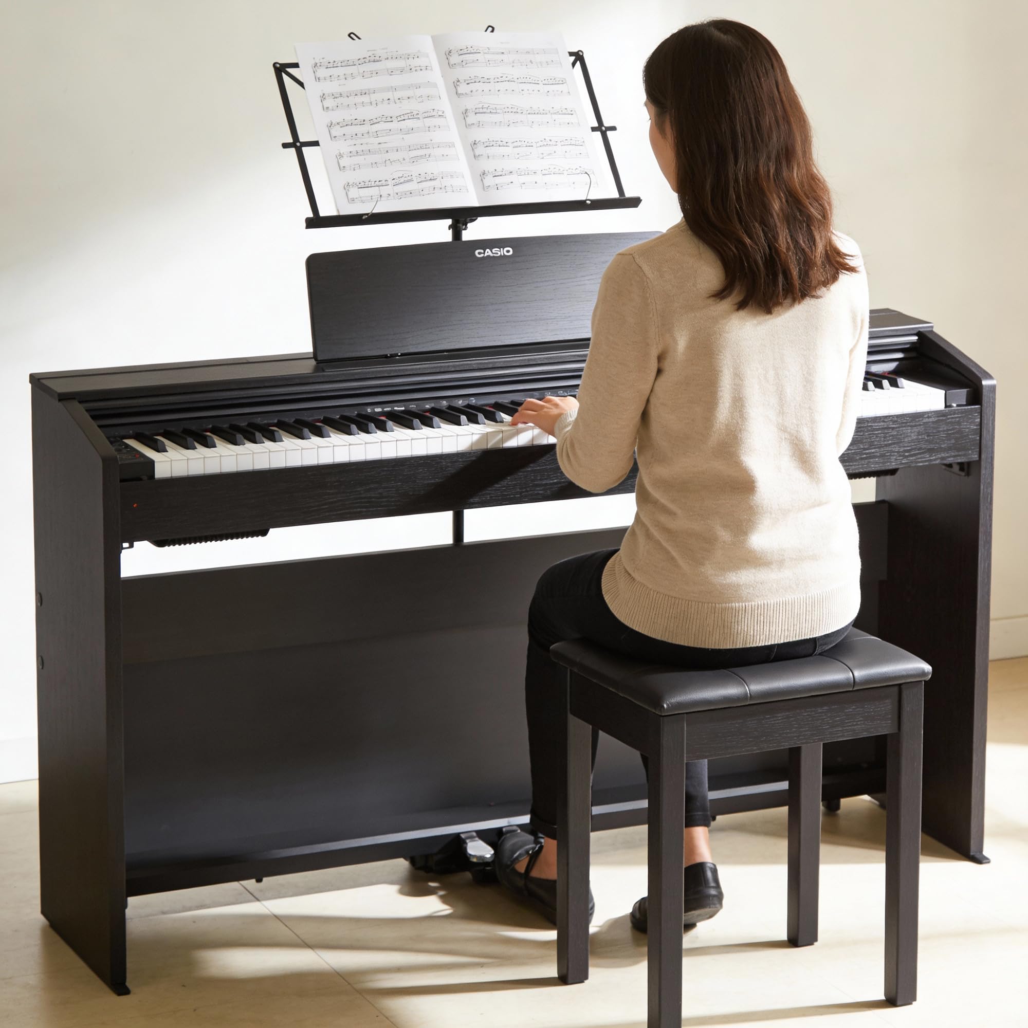 Casio Privia PX870BK Pianoforte Digitale a 88 Tasti - Nero Pacchetto con Pedale Sustain, Copertura, Cavo, Lezioni di Pianoforte Online, Video Didattico Austin Bazaar e Panno per Lucidatura
