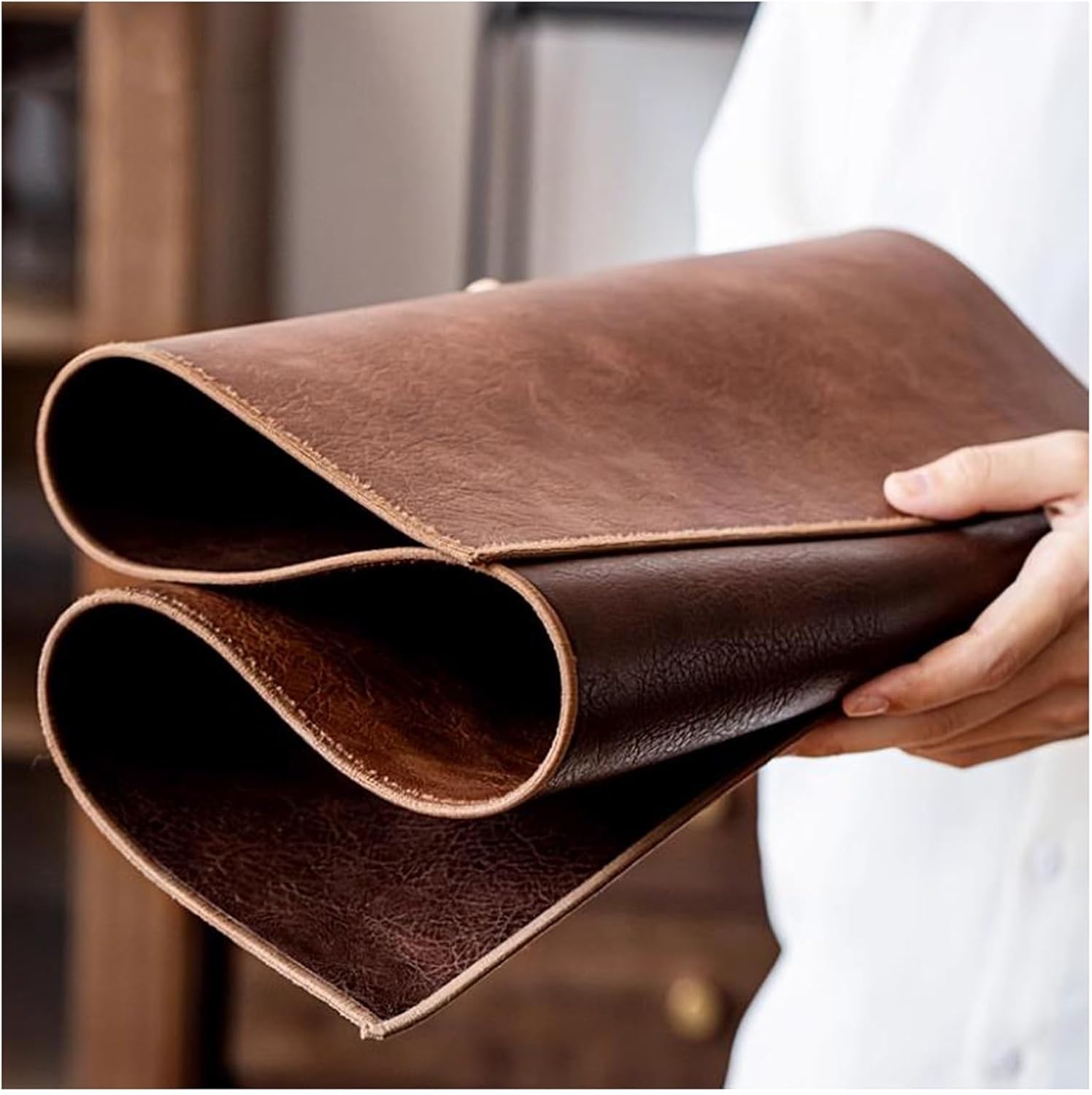 PU Leder-Tischläufer,Wasserdicht/rutschfest/hitzebeständig, wendbar,Wiederverwendbar für Esstisch, Wohnzimmer, Bett-Dekoration(120 cm) - Amazon product rated Grade F