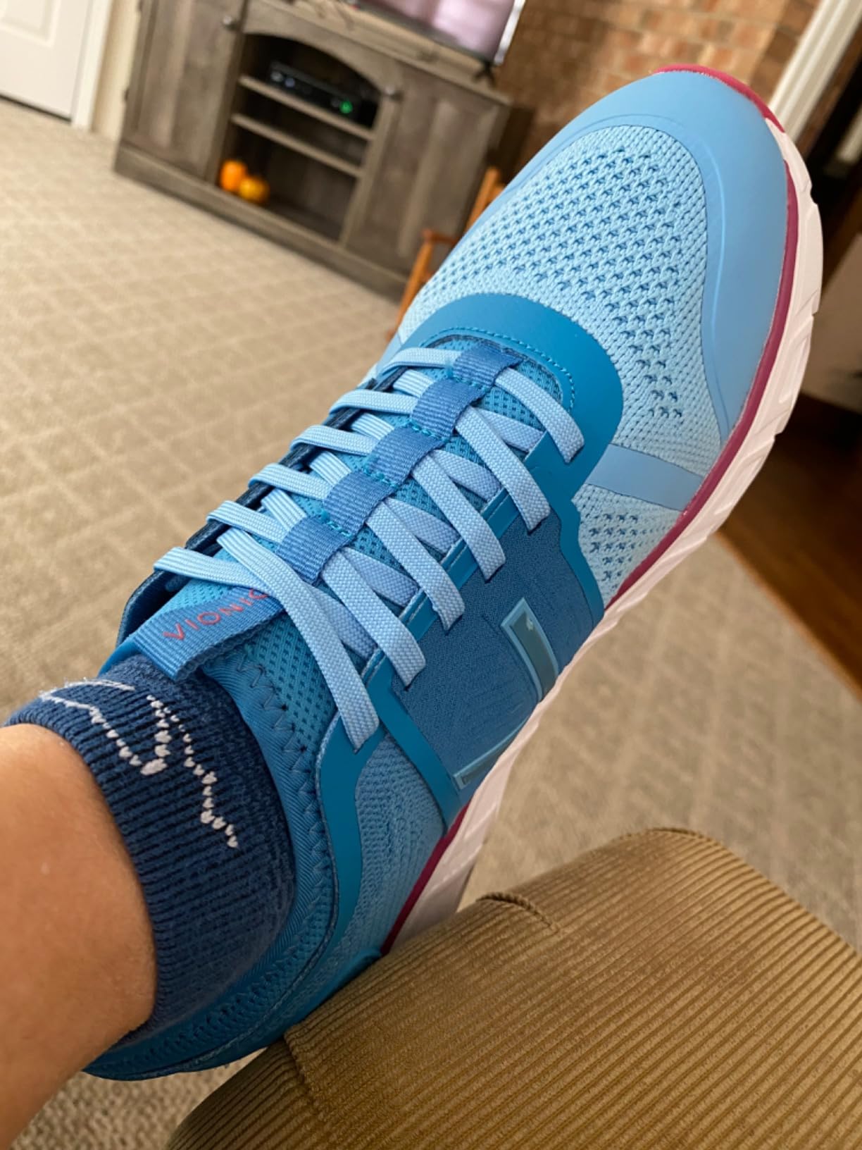 Vionic Women's Sneaker Captivate Supportive Performance