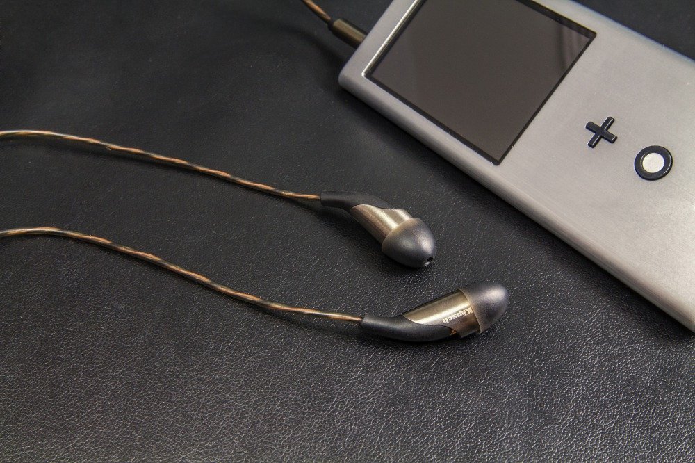 Amazon.co.jp: Klipsch ハイレゾ対応イヤホン New-Xシリーズ