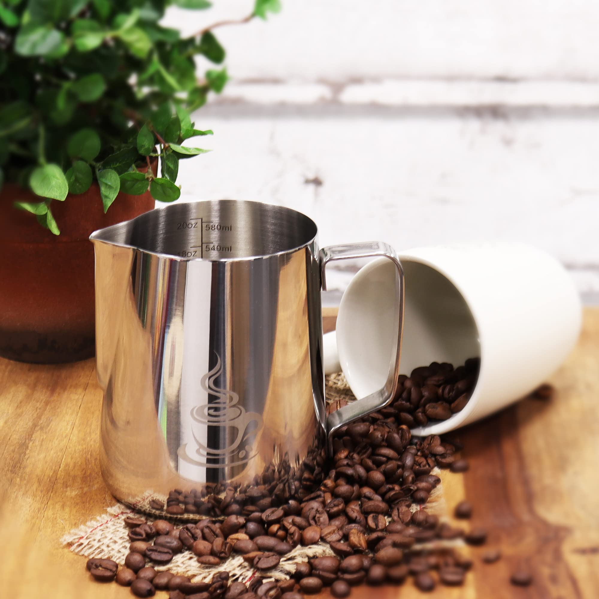 JOPHEK Brocca per latte, in acciaio inox, con misurazione, perfetto per barista, cappuccino, caffè espresso (600 ml