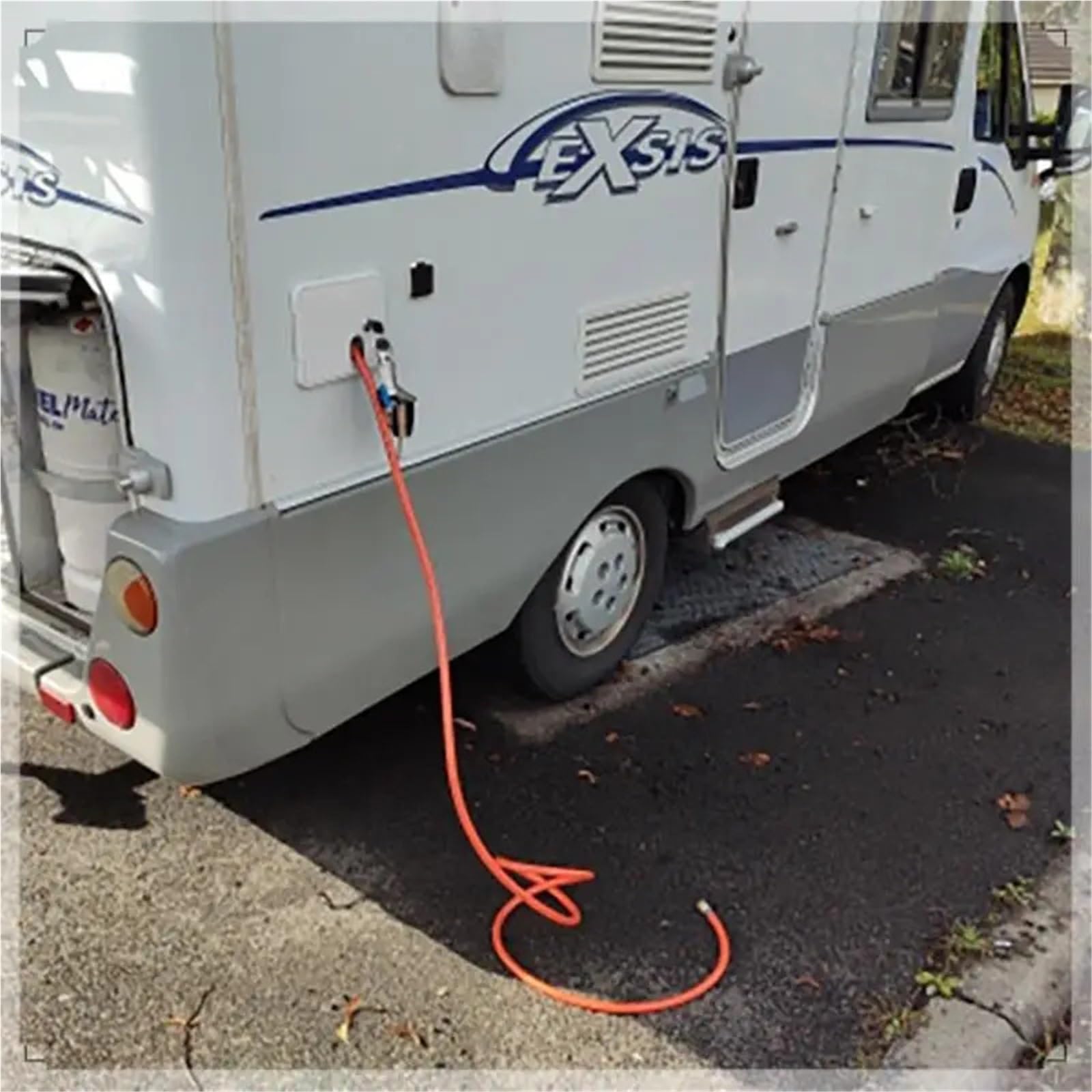 Akcesoria do samochodów kempingowych, 2 szt. RV Heavy Duty Electric Cable Hatch Camper Power Cord Protect Cover z 2 kluczami W 5,94 cala, H 6,54 cala