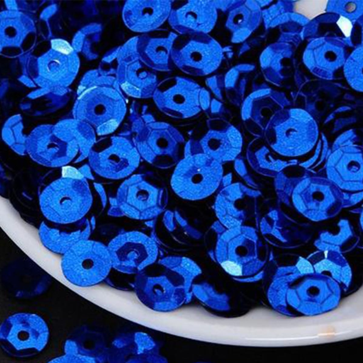 1000pcs Blue 6mm Round PVC Sequins for DIY Crafts and Embroidery