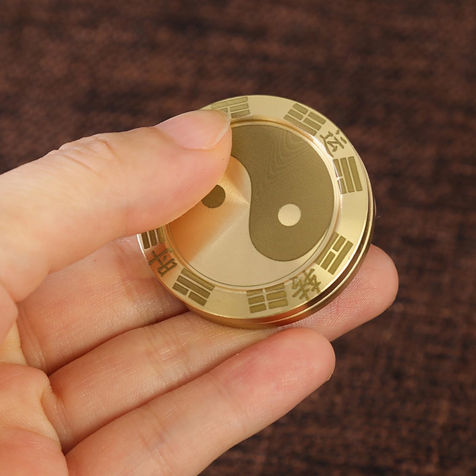 Fidget Slider, Magnetic Fidget Clicker Haptic Coin for Adults, ADHD Anxiété Stress Relief Metal Fidget Toy Office Desk Toy for Men, Birthday, (1.6x1.6x0.4in) (Argent Noir