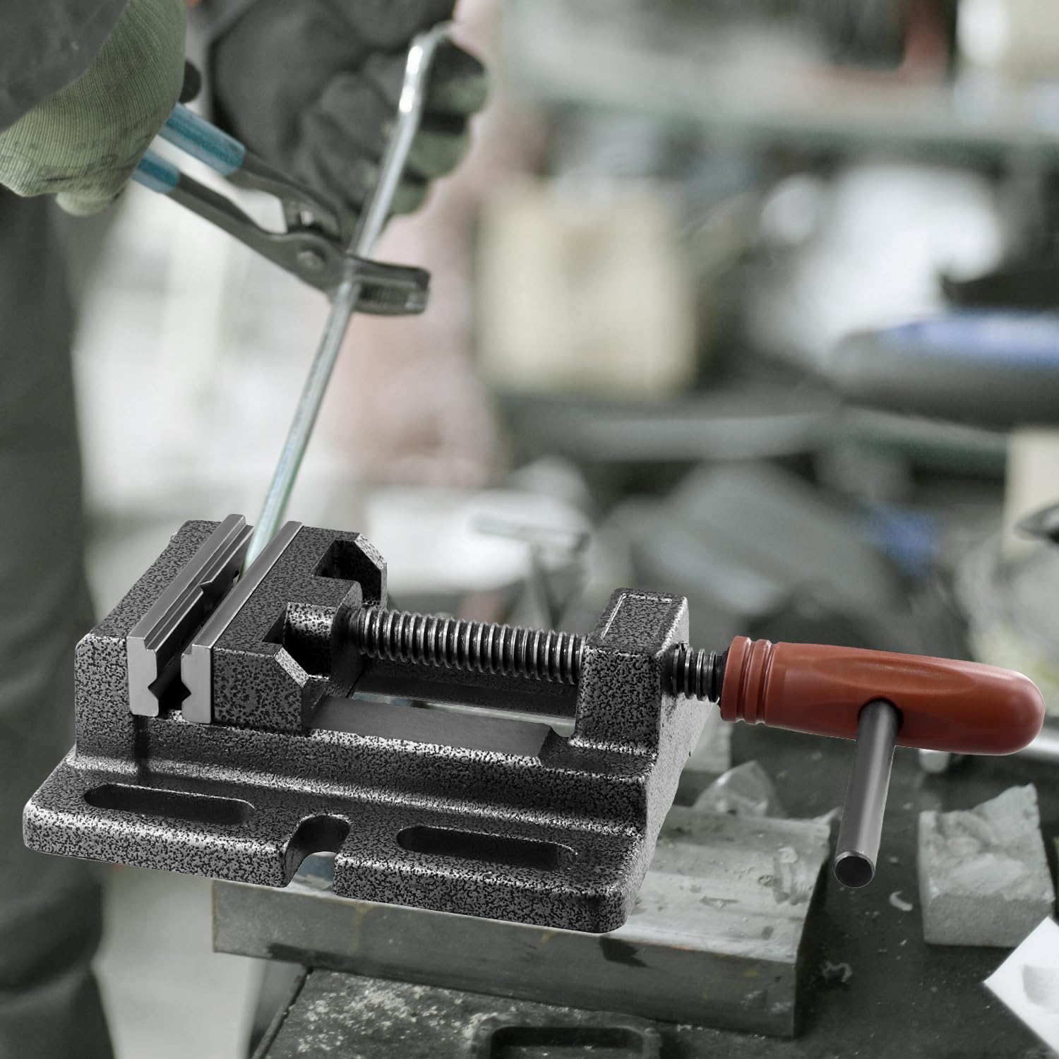 QWORK® Étau Perceuse Colonne, Étau Largeur de Mâchoire 80 mm, Machine