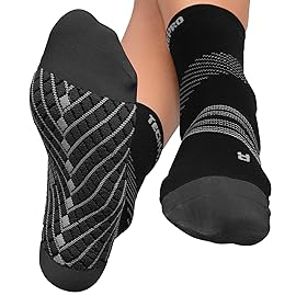 TechWare Pro Plantar Fasciitis Sock - Therapy Grade Targeted Cushion Compression Socks Women & Men. Ankle Brace Foot Sleeves with Arch Support for Achilles Tendonitis & Heel Pain Relief. Blk/Gry M