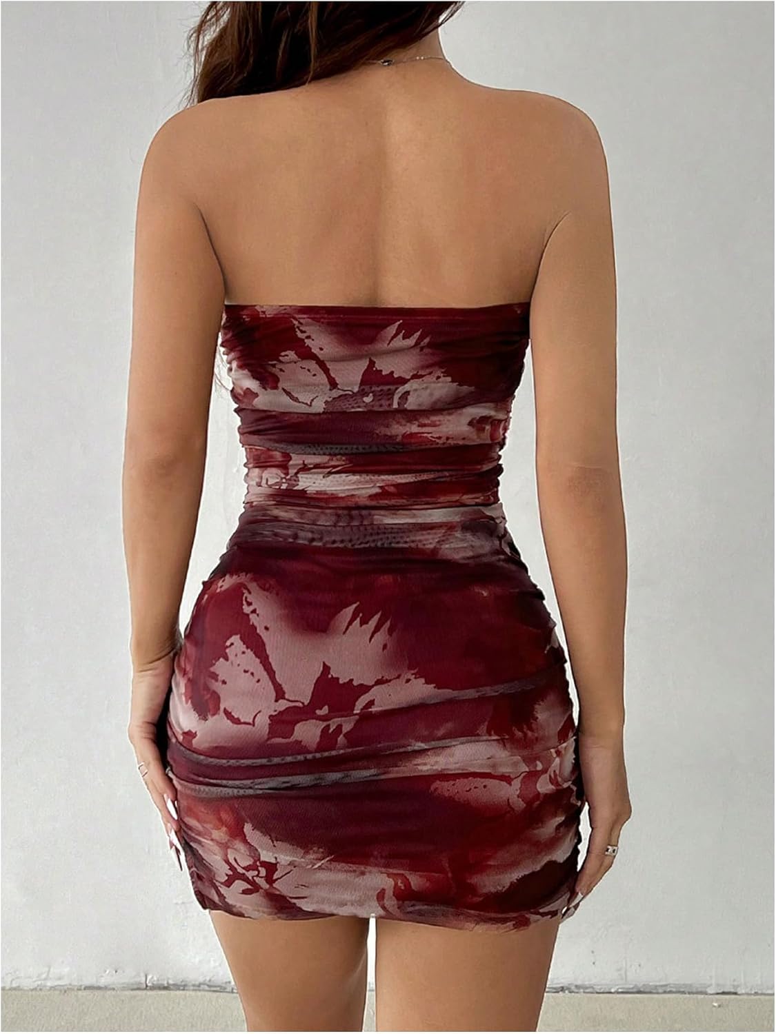 Milumia Women's Pepite Y2k Strapless Ruched Mini Dress Strapless Tube Bodycon Dresses Night Out Clubbing - Image 2