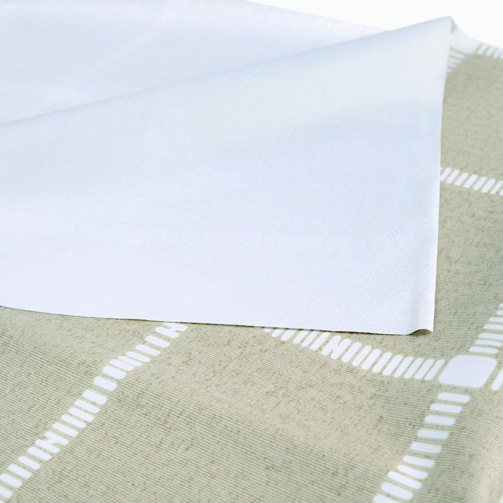 LEEVAN Heavy Weight Vinyl Rectangle Table Cover Wipe Clean PVC Tablecloth Oil-proof/Waterproof Stain-resistant-54 x 108 Inch(Matcha Plaid)