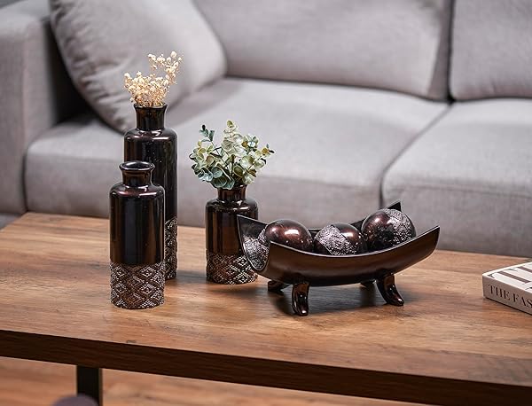 Lovely Dining Room Table Centerpiece Ideas for Every Season 28 Rustic Brown Diamond Textured Vases