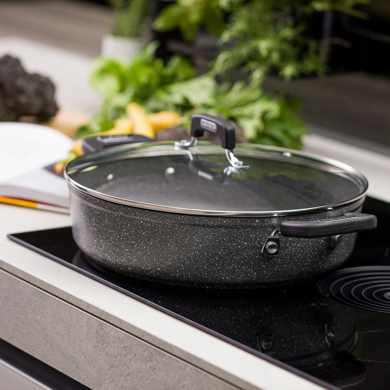 KASANOVA Tegame antiaderente 28 cm con coperchio, per induzione e tutti i piani cottura New Petra Dark