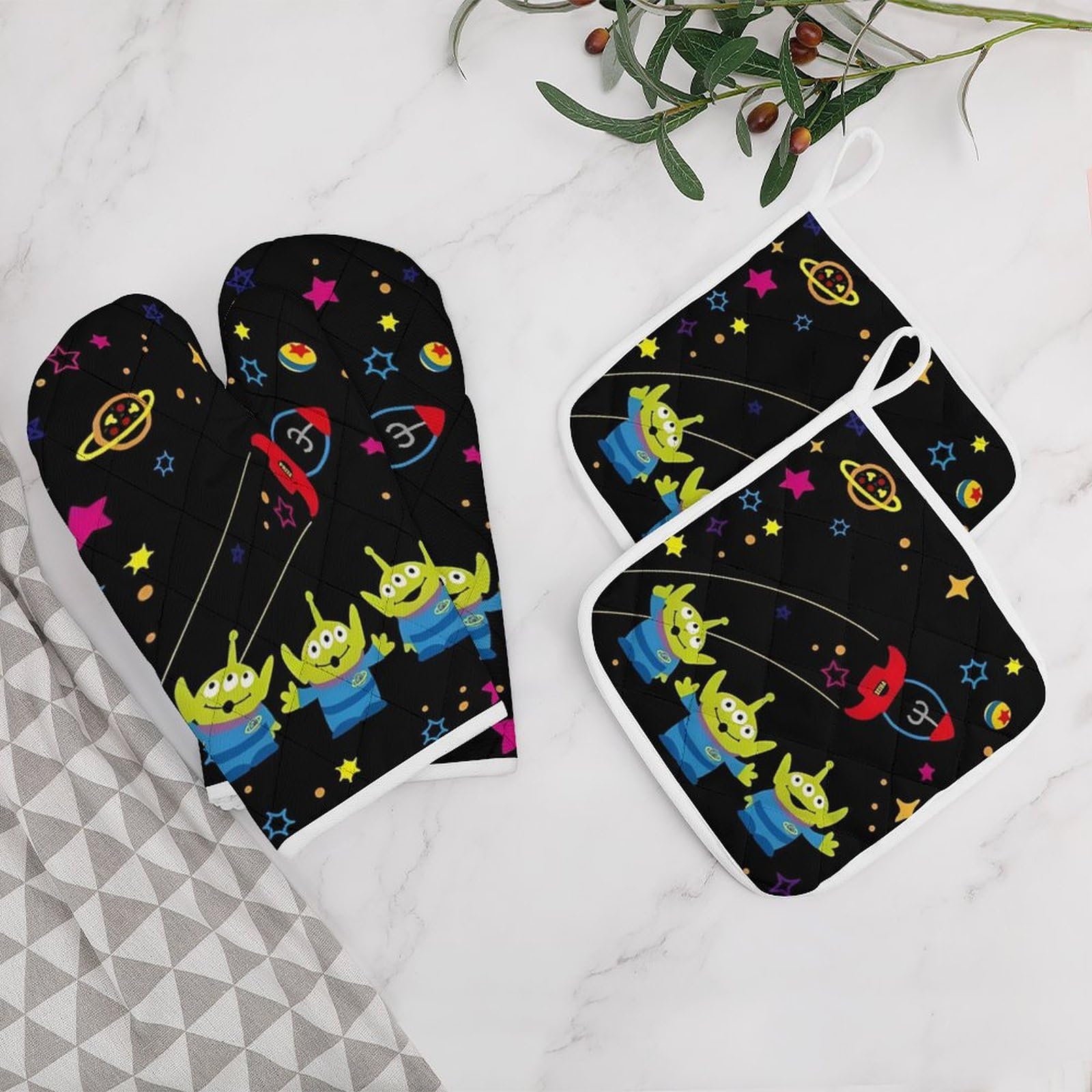 Amazon.co.jp: トイストーリー リトルグリーンメン 鍋つかみ ミトン 4