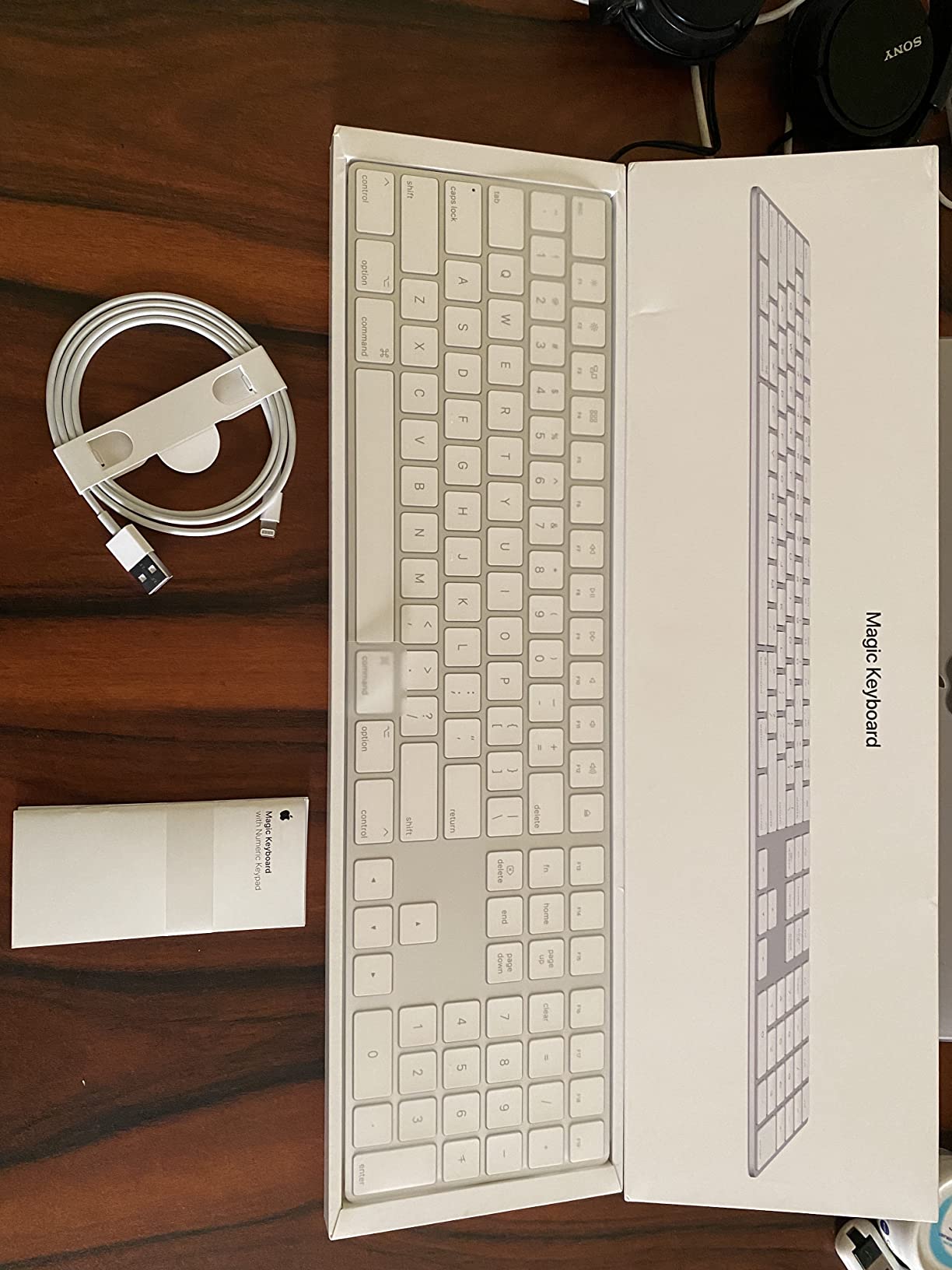 Apple Magic Keyboard | Silver | Enhance Your Mac Experience