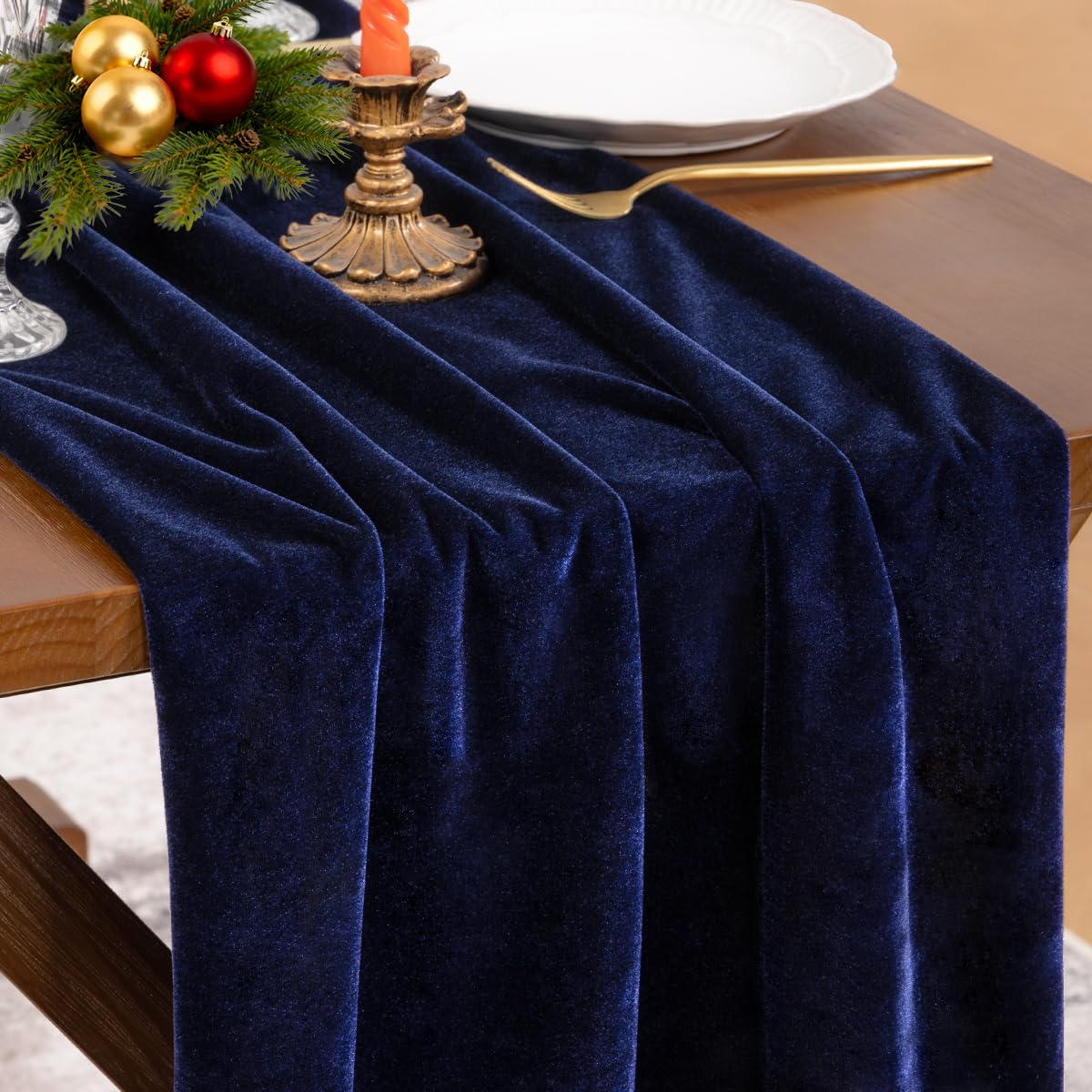 Photo 1 of Socomi 4pcs Navy Blue Velvet Valentine's Day Table Runner Cloth Decor 20 x 120 Inches 10ft Fabric Luxurious Thanksgiving Wedding Runner for New Year Bridal Shower