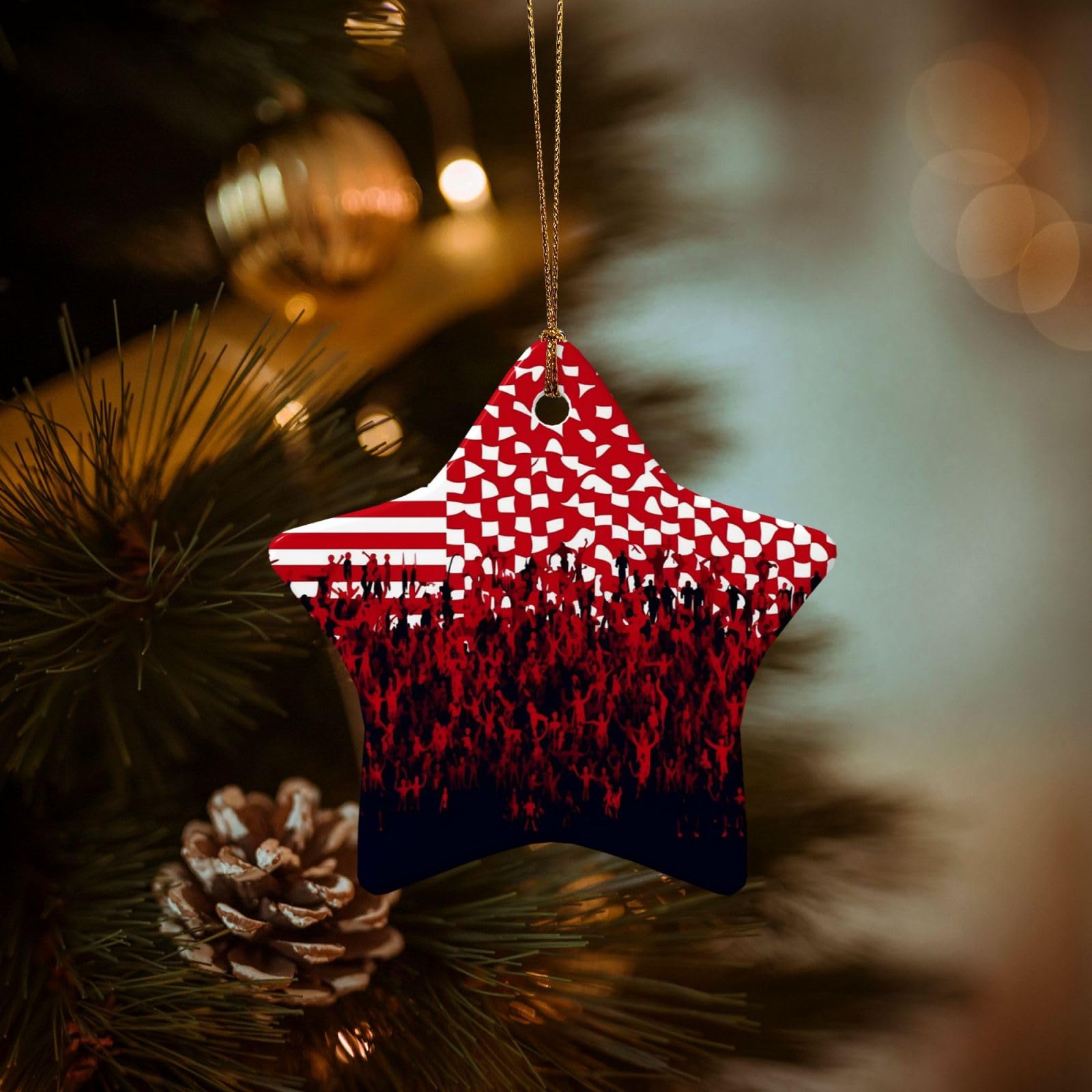 Christmas Tree Ornaments Ceramics Christmas Decorations Flag and Crowd Ornaments with Gold Ribbon Porcelain Xmas Tree Crafts Star Shape Hanging Pendant for Christmas Tree Party Decor