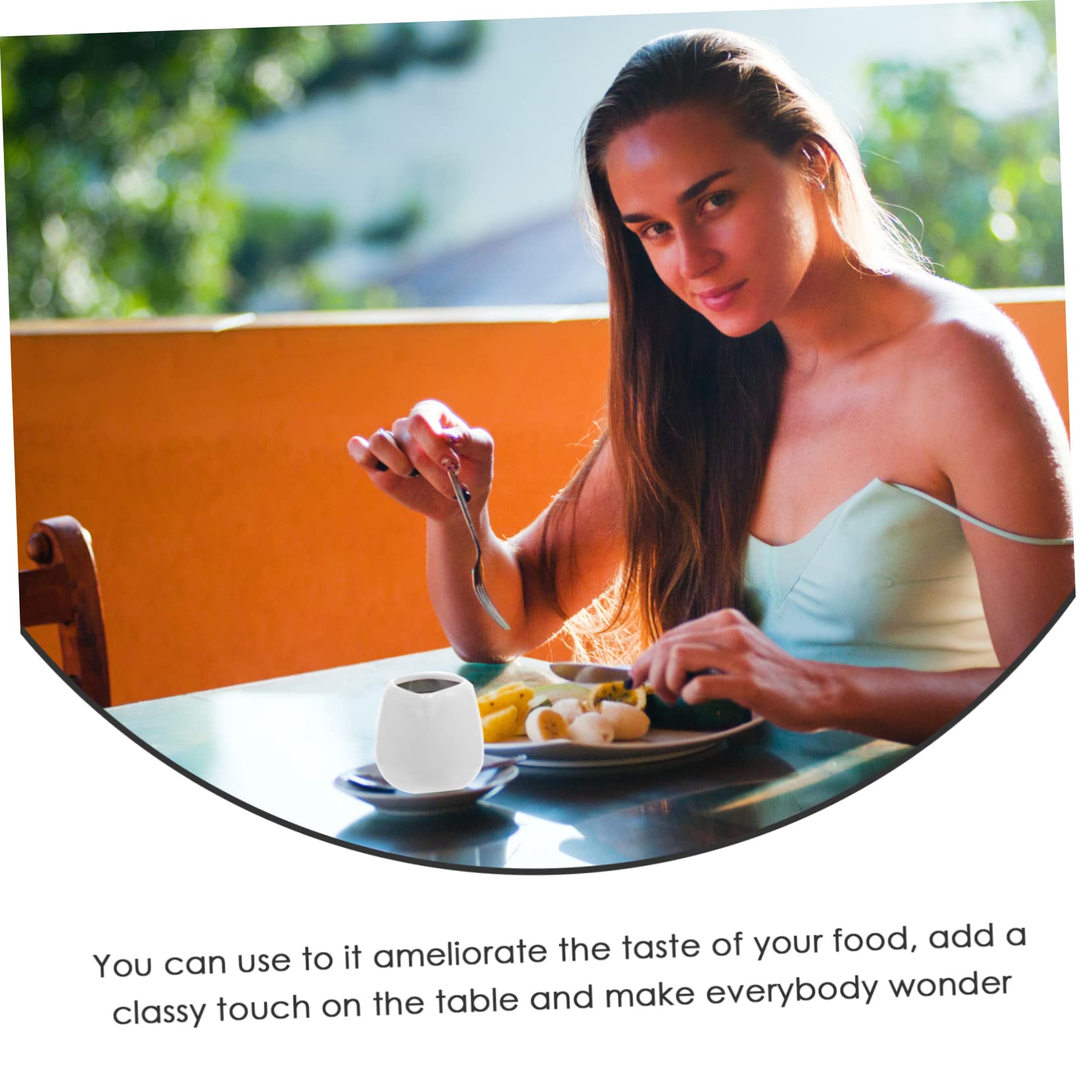 HEALLILY Ceramic Sauce Cup Set 4pcs Mini Milk Cup with Spout Gravy Boat for Tea Dinner and Gatherings