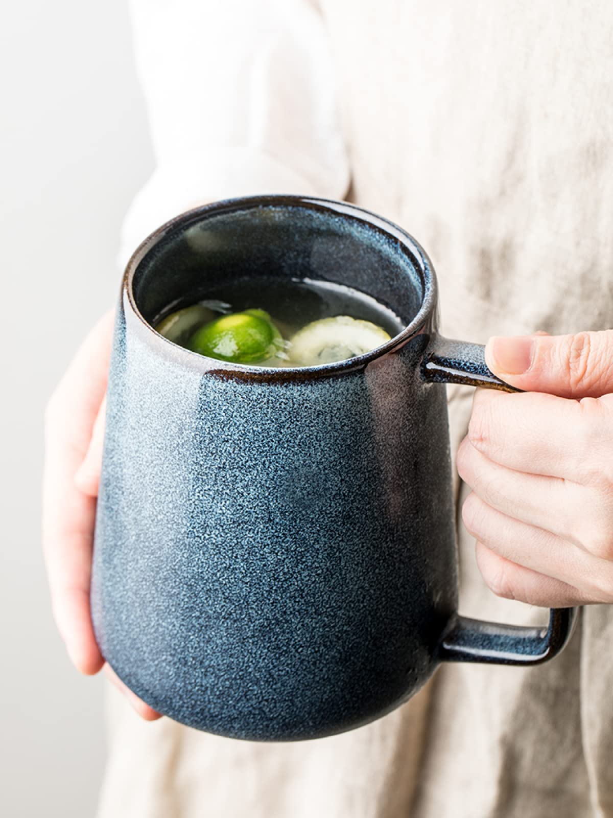 Tazza da caffè in ceramica Cielo stellato blu con cucchiaio e coperchio Tazza da tè Tazza da caffè in ceramica fatta a mano Tazza regalo per ufficio e casa
