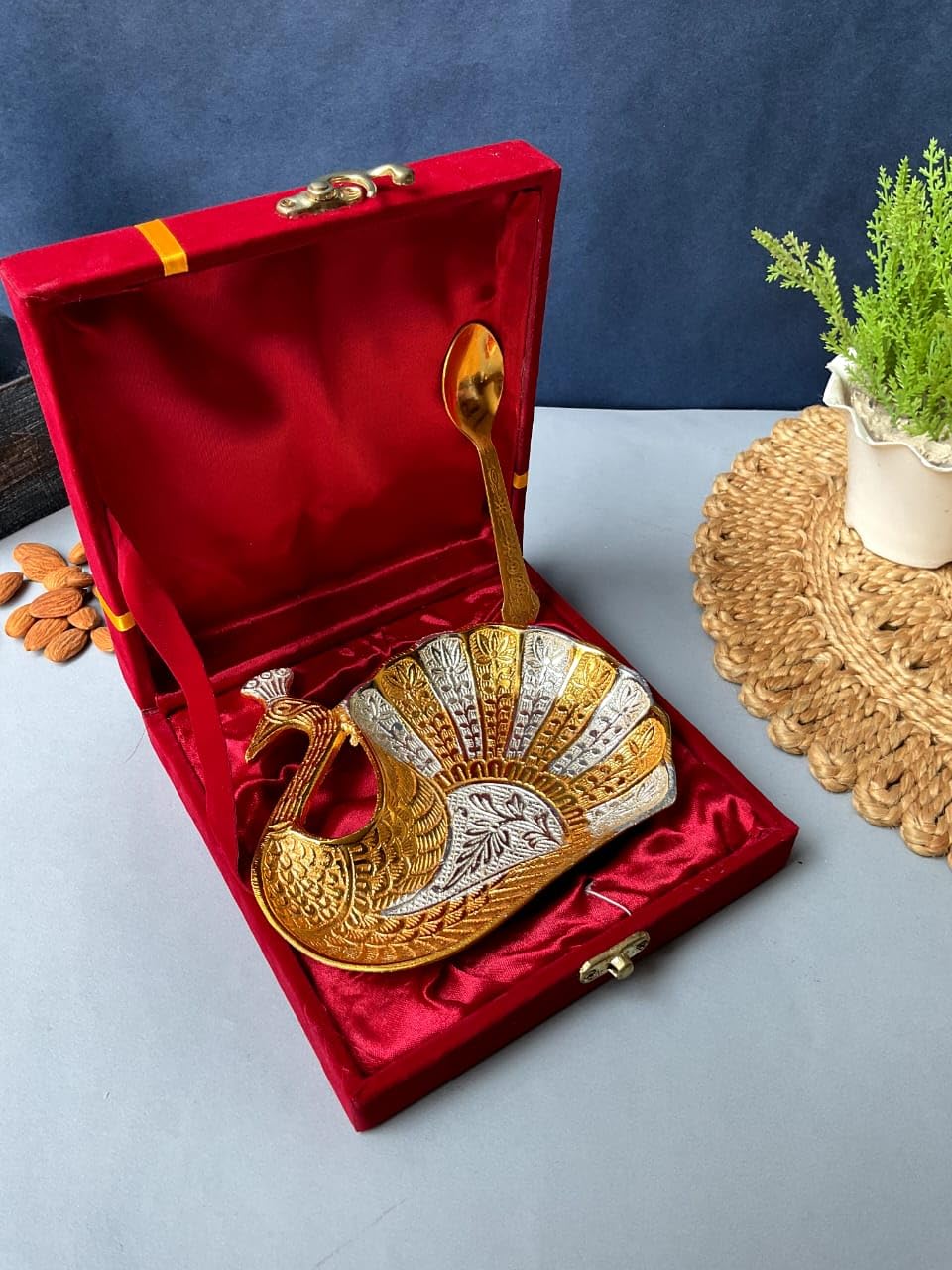 Peacock Shape Dry Fruit Tray Bowl with Spoon – Elegant Gold & Silver Finish Decorative Serving Tray for Snacks, Floating Flowers & Table Décor (6 x 5.5 x 1 Inch, Set of 1)