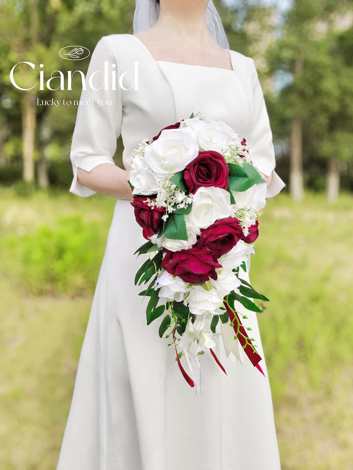 Ciandid Ramo de Novia en Cascada, Rosas Blancas y Burdeos con Cintas, Ramo de Boda Artificial para Novia, Flores de Cascada para Ceremonia de Boda, Aniversario, Ramo de Decoraciones