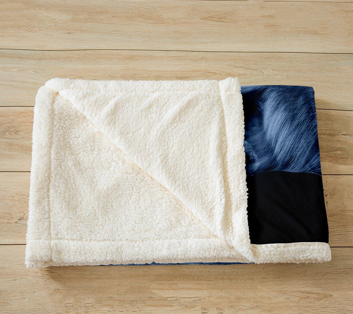 Wolf Sherpa Blanket Wild Animal Pattern Plush Blanket Wolves Wildlife Style Fleece Throw Blanket for Bed Couch Sofa Adults Nature Scary Fuzzy Blanket Ultra Soft Room Decor Queen 90"x90"