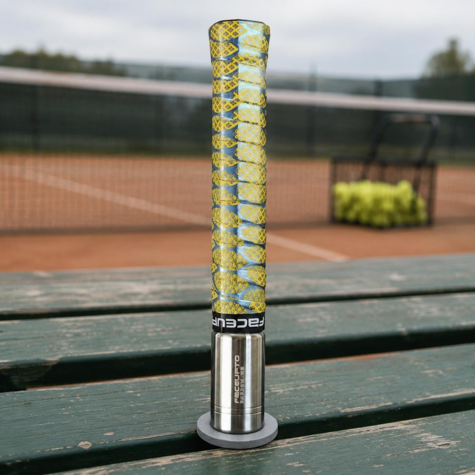 Entrenador de Tenis Ajustable Entrenador Simulador Dispositivo Aparato con Empuñadura Cómoda y Base de Metal Cilíndrica para Trabajo de Golpeo y, Rojo Angora