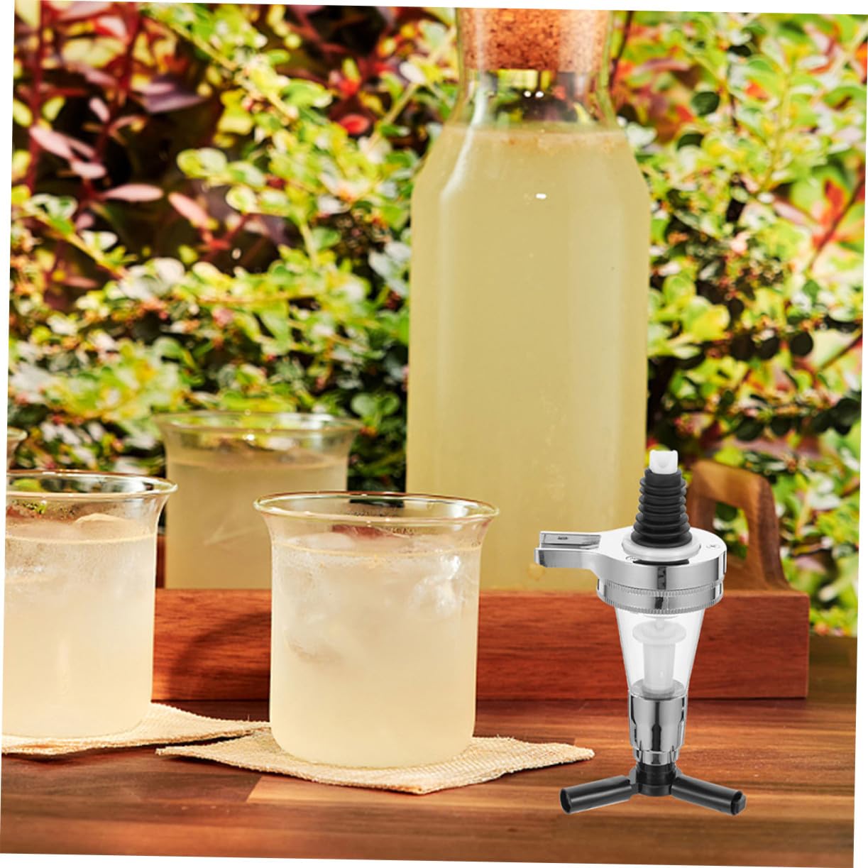 UKCOCO Dispensador de Bebidas para Botellas de Alcohol de 25ml, Boquillas de Plástico y Silicona, Fácil de Usar y Previene Derrames, Adecuado para Reuniones Familiares Color Aleatorio