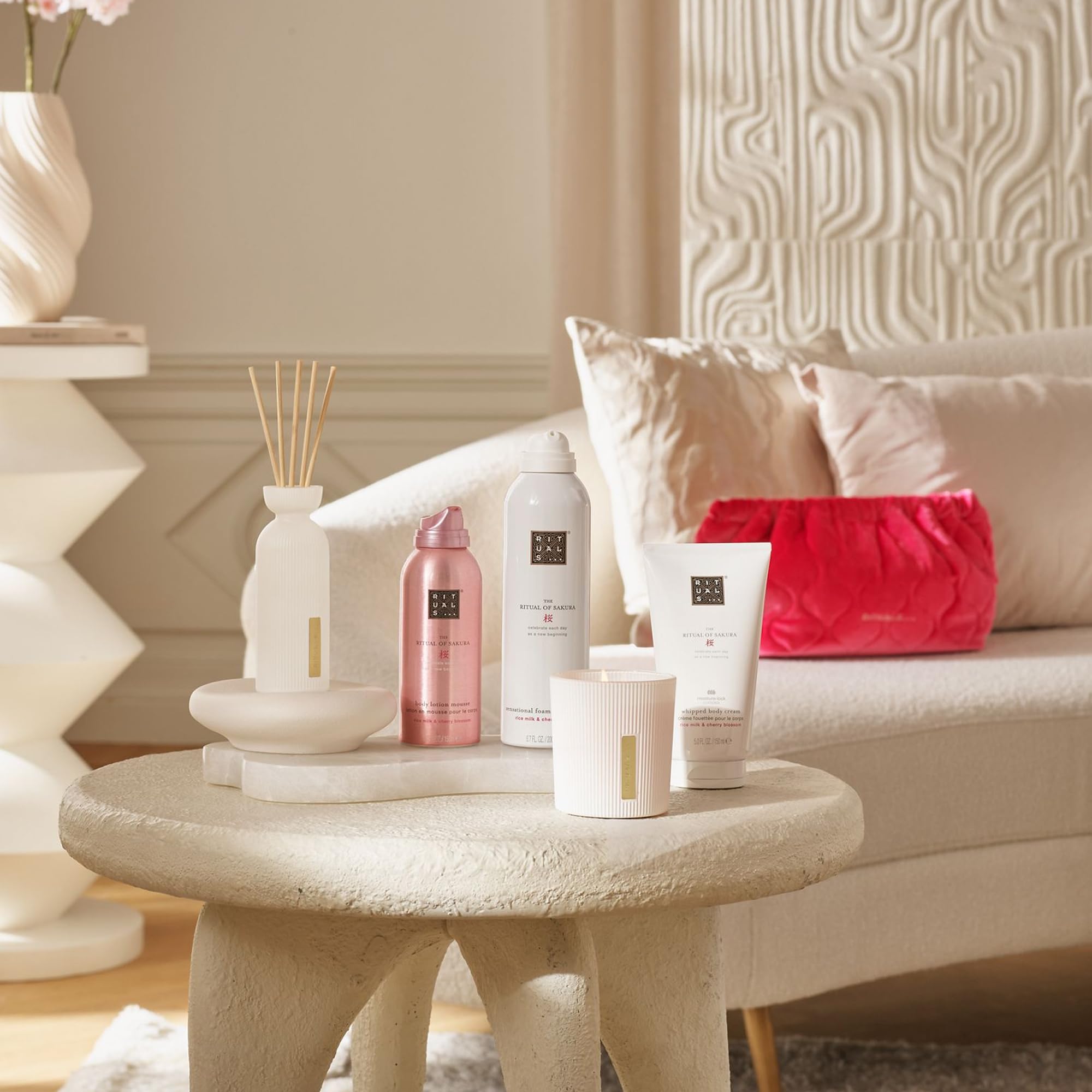 RITUALS Geschenkset The Ritual of Sakura Large – Hautpflege mit Kirschblüte und Reismilch, inklusive Waschtasche