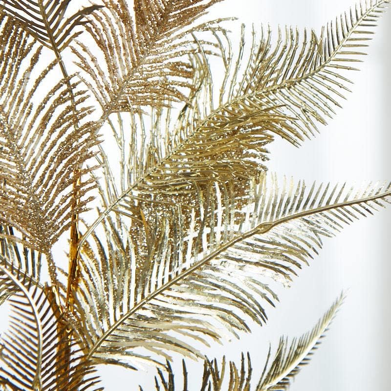 Miniatura 3 de Factory Direct Craft Grupo de 2 helechos artificiales dorados con purpurina para arreglos florales y decoración navideña, 29 pulgadas de alto