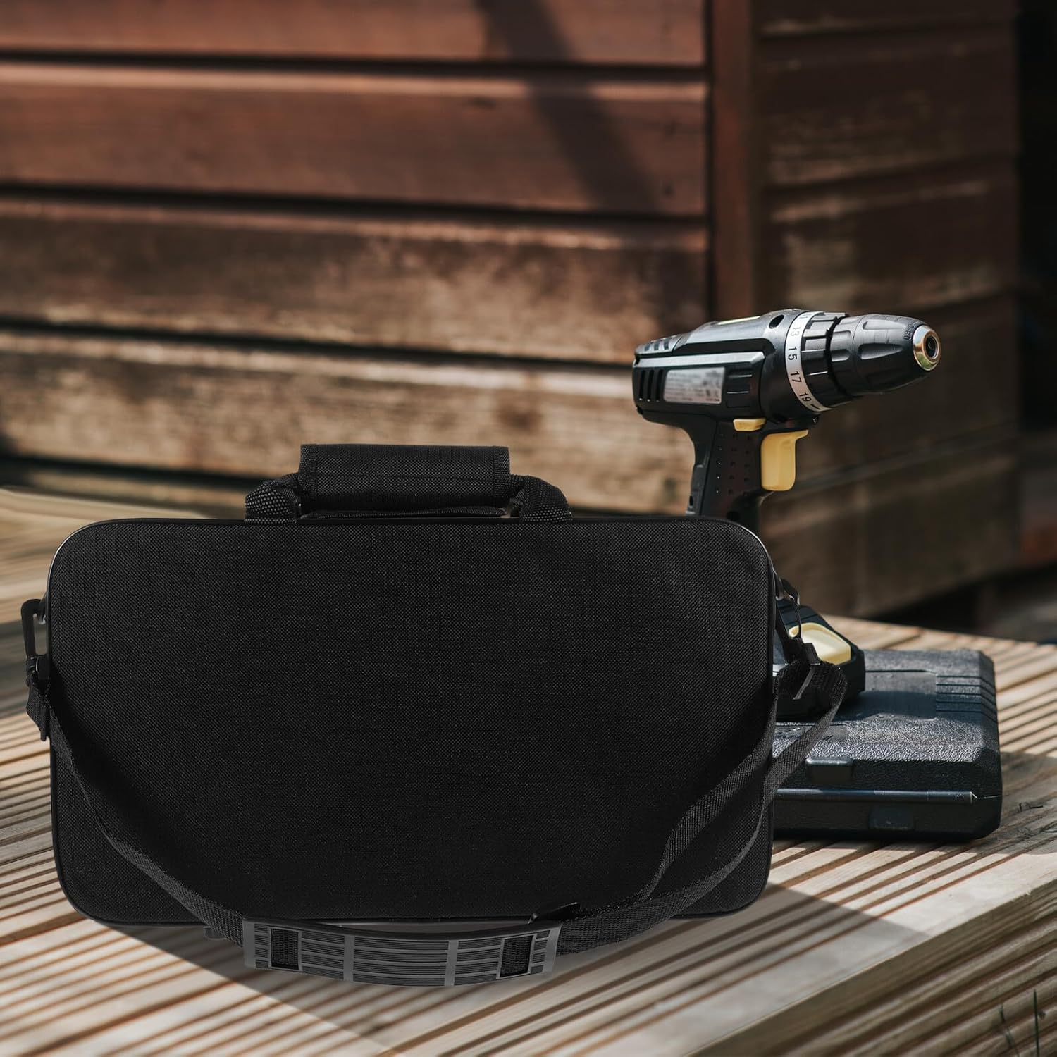 BESPORTBLE Portable Clarinet Carrying Bag with Handle Shockproof Wind Instrument Storage Case for Outdoor Protection Dustproof and Scratch-resistant Clarinet Holder Bag for Musicians