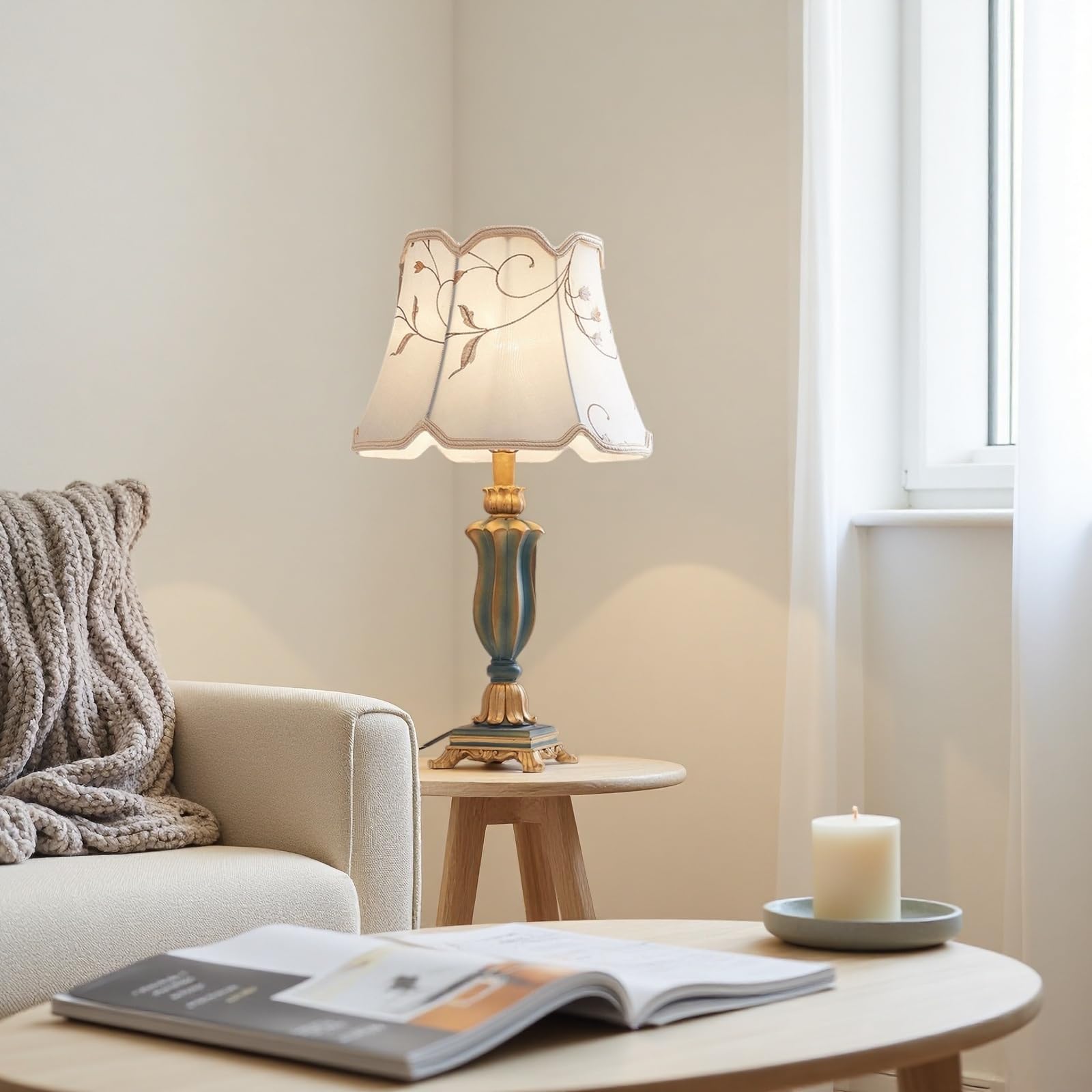 Lampa stołowa w stylu europejskim, wiktoriańska lampa biurkowa, ręcznie wykonany abażur z tkaniny w stylu retro, korpus lampy z żywicy, lampka nocna do sypialni, gabinetu, biura, salonu