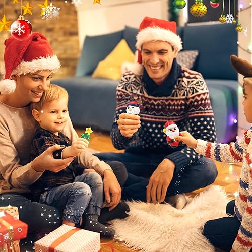 Miniatura 6 de Squishies de Navidad, paquete de 4 juguetes Mochi grandes con caja de regalo, bolas de alivio de estrés de aumento lento para niños y niñas, relleno