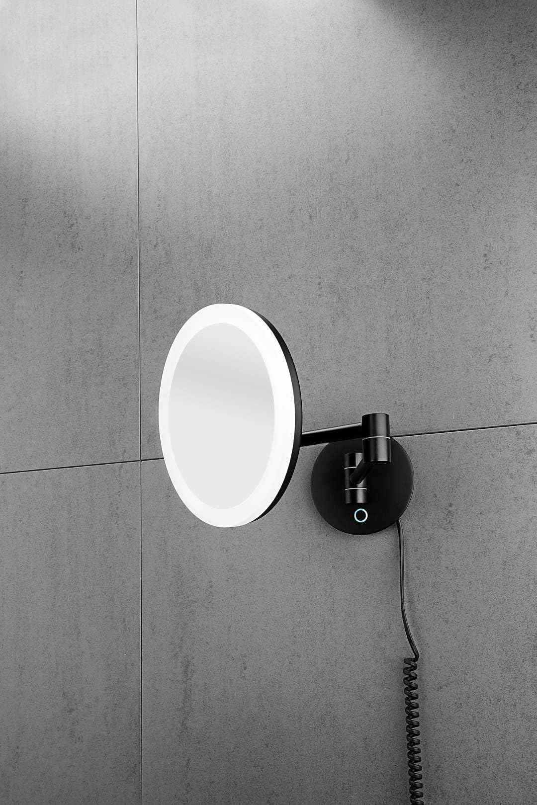 Nimco - Espejo de aumento con luz LED (sensor sensible al tacto, ideal como regalo para mujeres), color negro