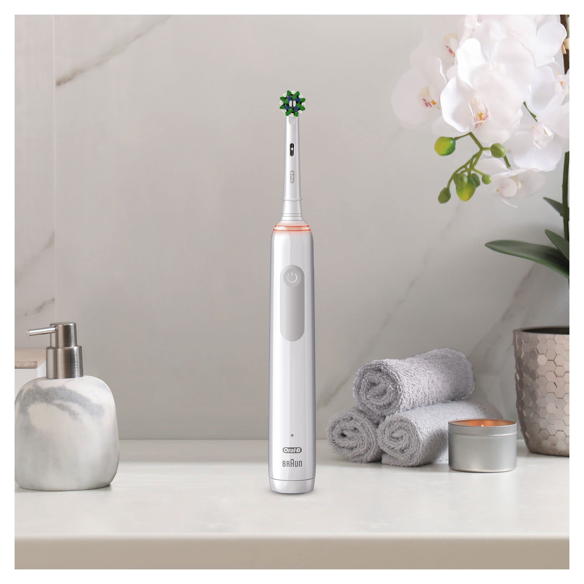 Oral-B Spazzolino Elettrico Ricaricabile Pro 3 3500 Bianco, 1 Testina, 1 Custodia Da Viaggio, 1 Spazzolino