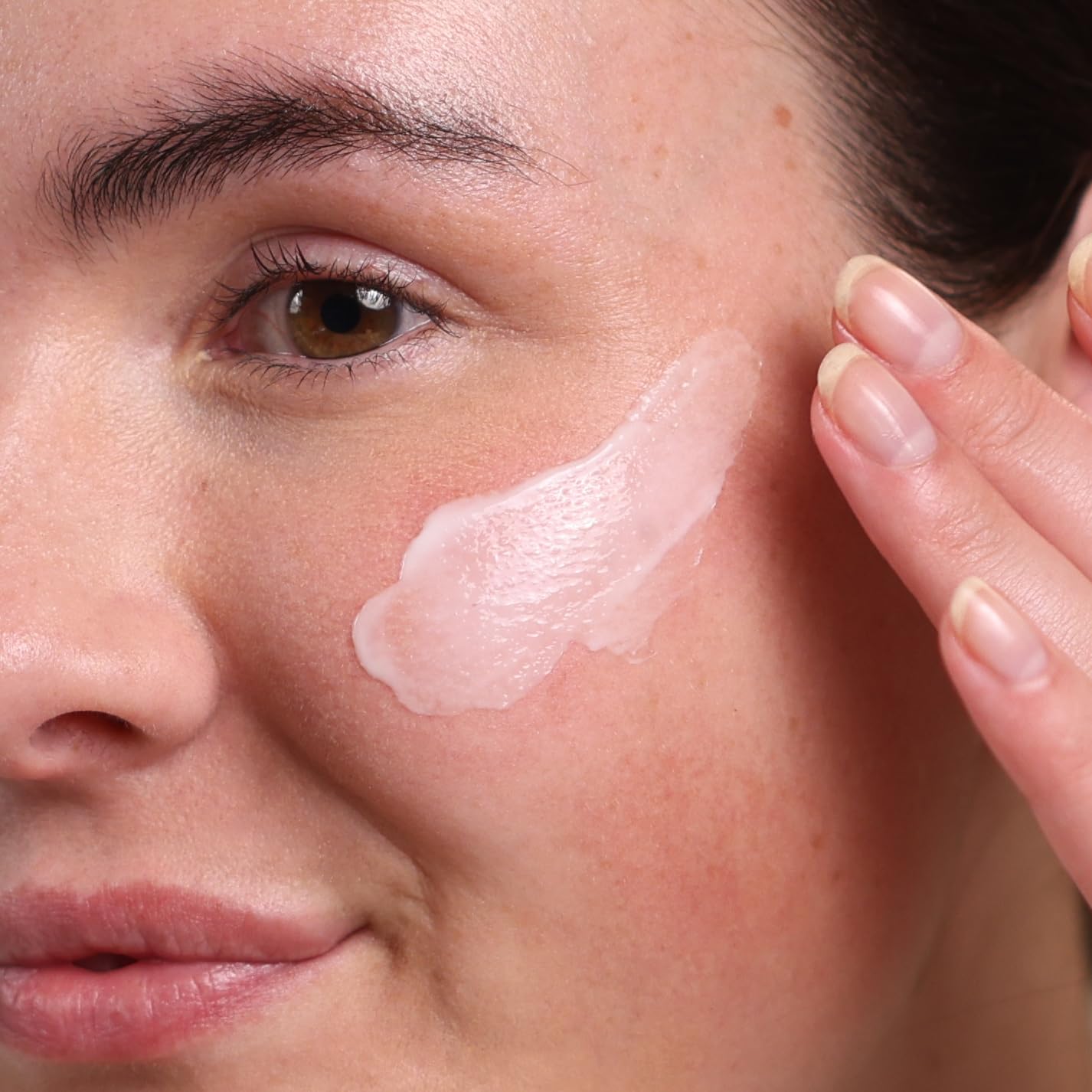 Evolve Organic Beauty - Natural Hydrate + Protect Facial Cream | Small-Batch, Vegan Clean Beauty (2 oz | 60 ml) Packaging May Vary - Image 4