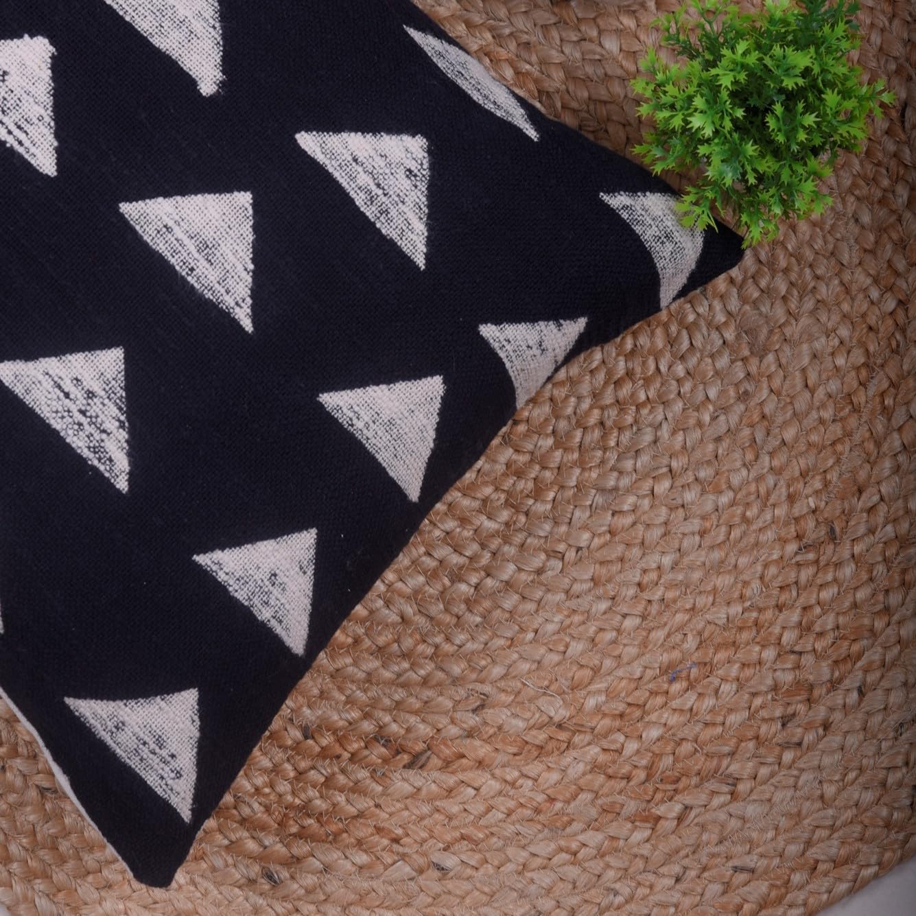 Trade Star Handloomed Throw Pillow Cover 100% Cotton Mudcloth Pillow Cover Tribal Print Boho Accent Bedroom Decoration Cushion Cover Handmade Indian Pillow Case Long Lumbar Cushion Case