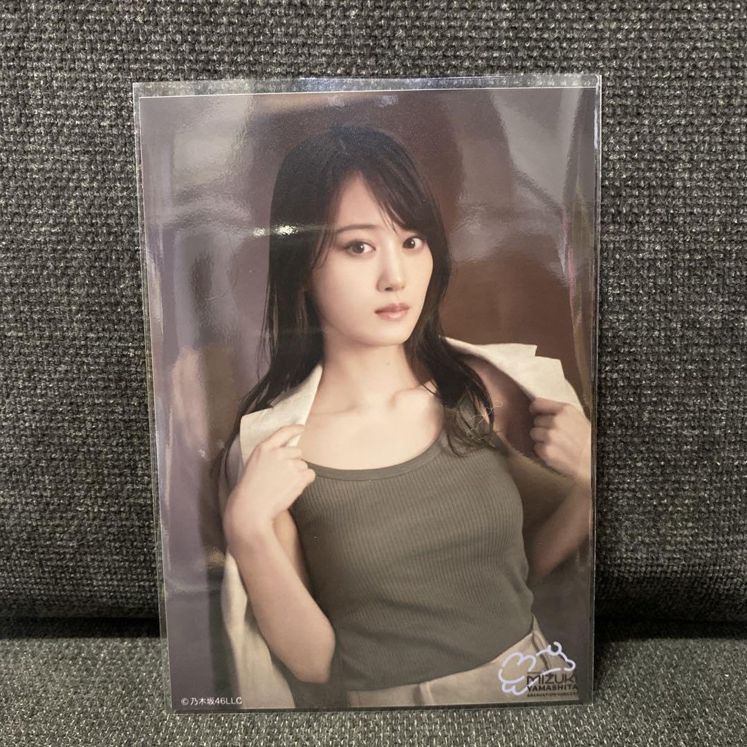 山下美月　ソロカットミニ生写真 乃木坂46オフィシャルグッズ【公式】 on X: 