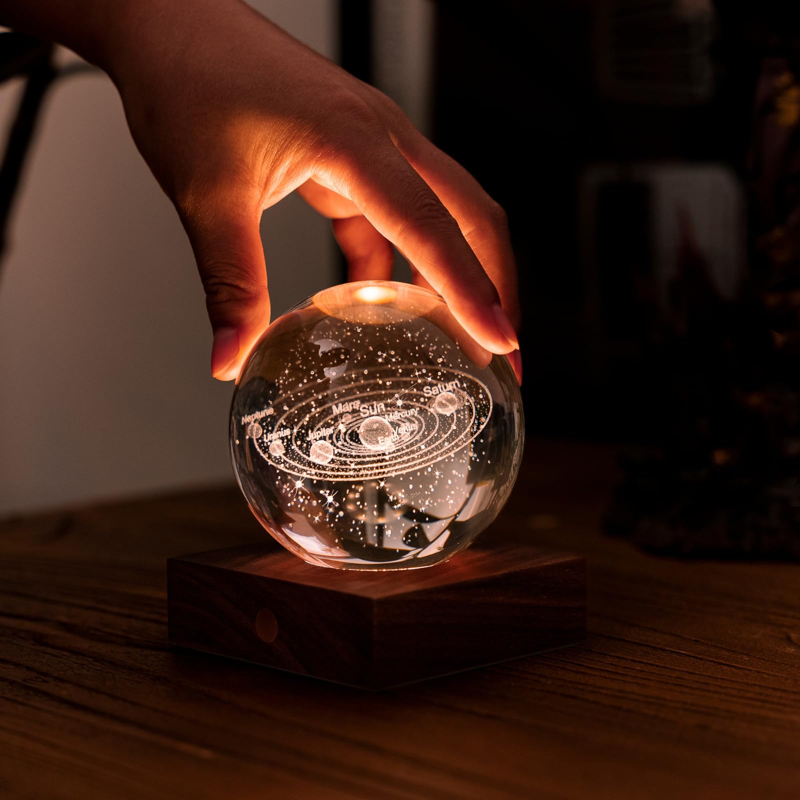 Gingko Design Schreibtischlampe Kristall Bernstein - Modell des Sonnensystems | Wiederaufladbare Dekolampe mit Touch-Steuerung | Elegante Stimmungs-Schreibtischlampe Geschenk für Liebhaber