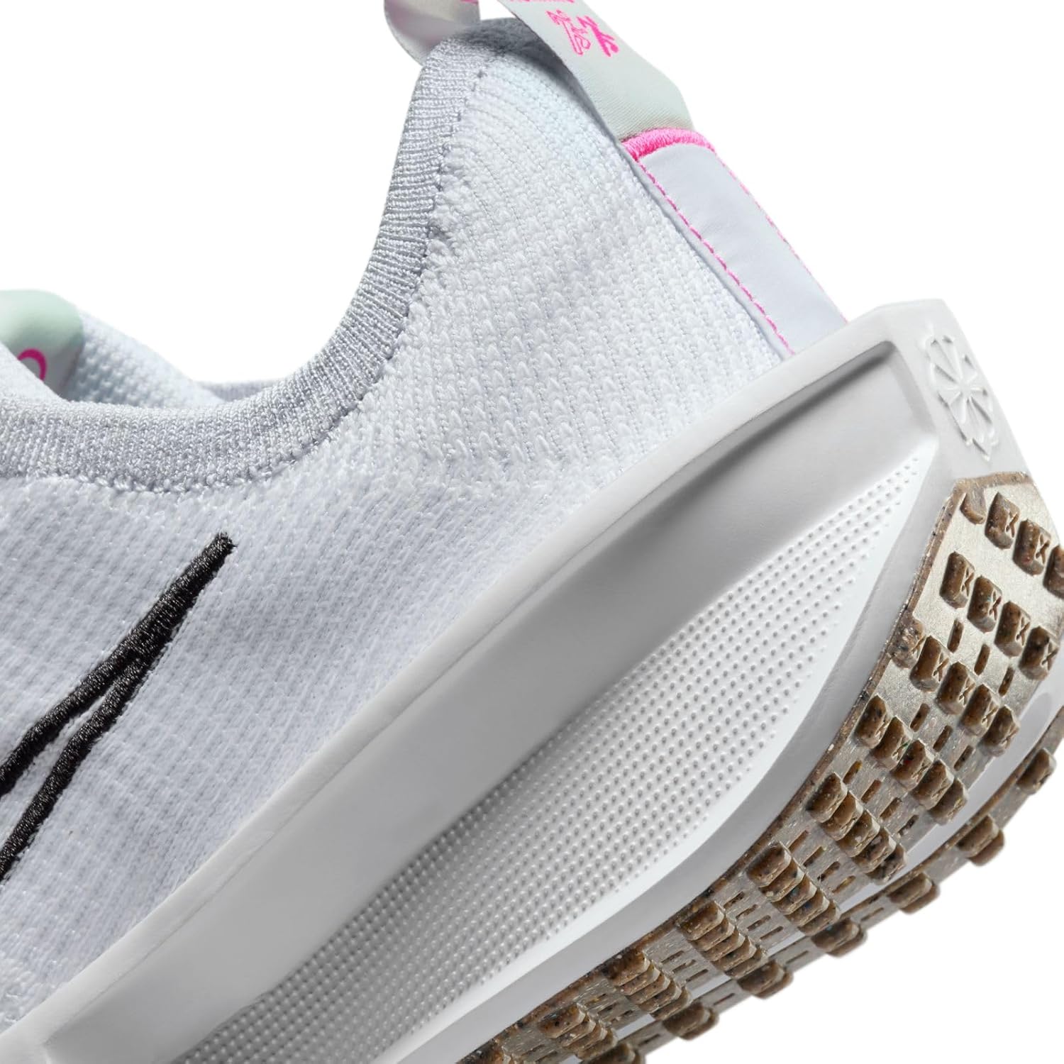 Nike Women's Interact Run Road Running Shoes