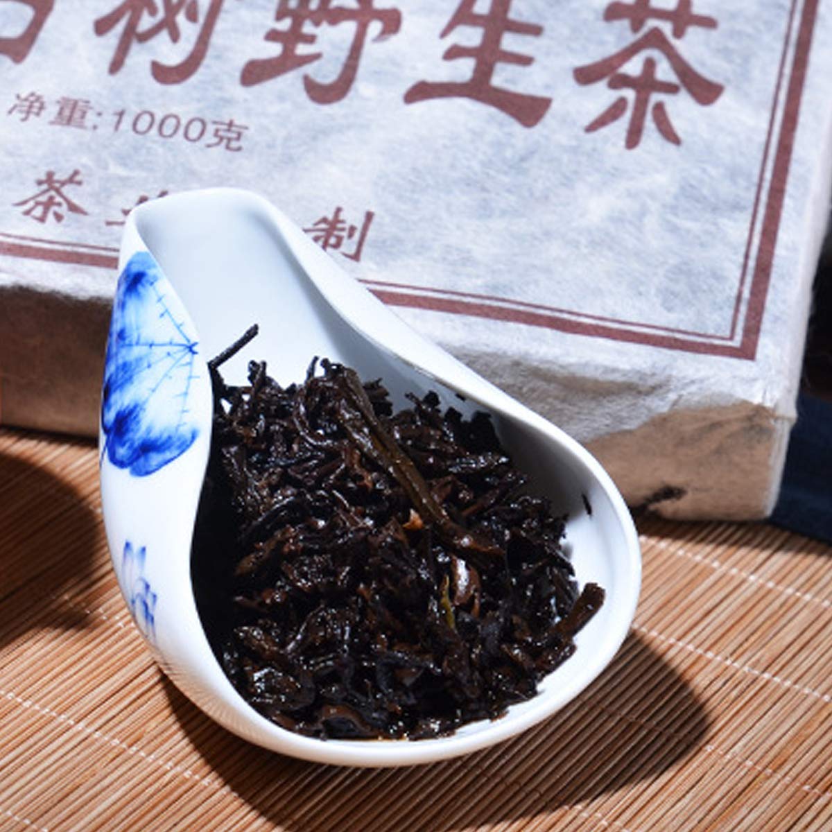 Chinesischer Pu'er Tee 1000g （2,2LB） Reifer Puer Tee Schwarzer Tee Yunnan Tausend Jahre alter Baum wilder Tee Pu'er Tee Gekochter Tee Alte Bäume Pu erh Tee Gesundheitswesen Pu er Tee