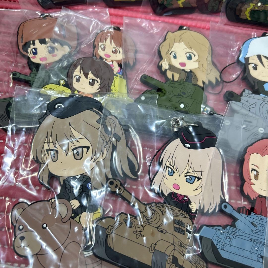 Amazon.co.jp: ガールズ&パンツァー ラバーストラップ セット