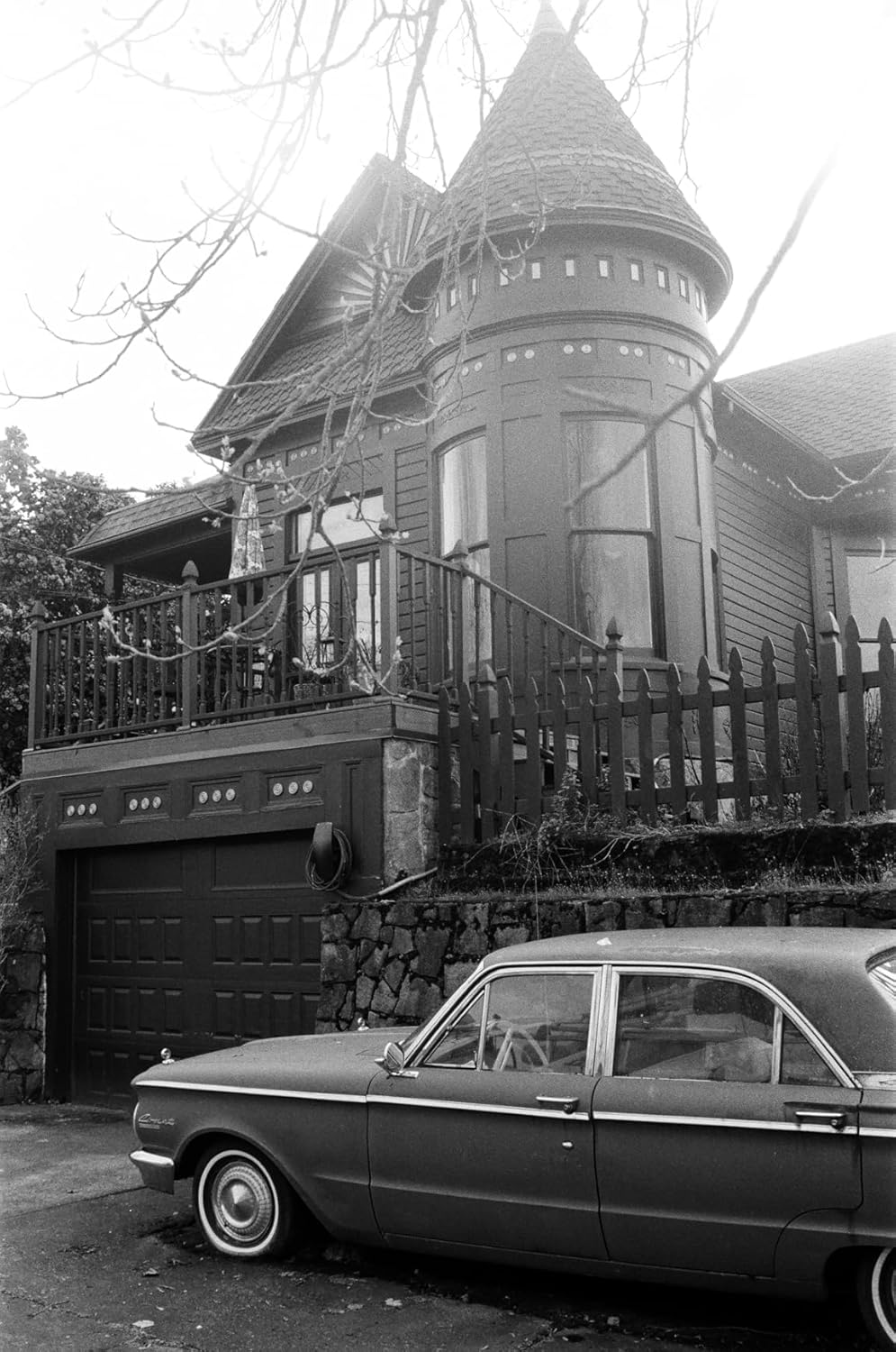 3-Pack - City Walk, Faster Edits: Film 35mm Black and White ISO400, Scan-Optimized Negatives for Flatbed Accelerate Export, Street Photography Kit Helps Sequence Alleys, Crosswalks