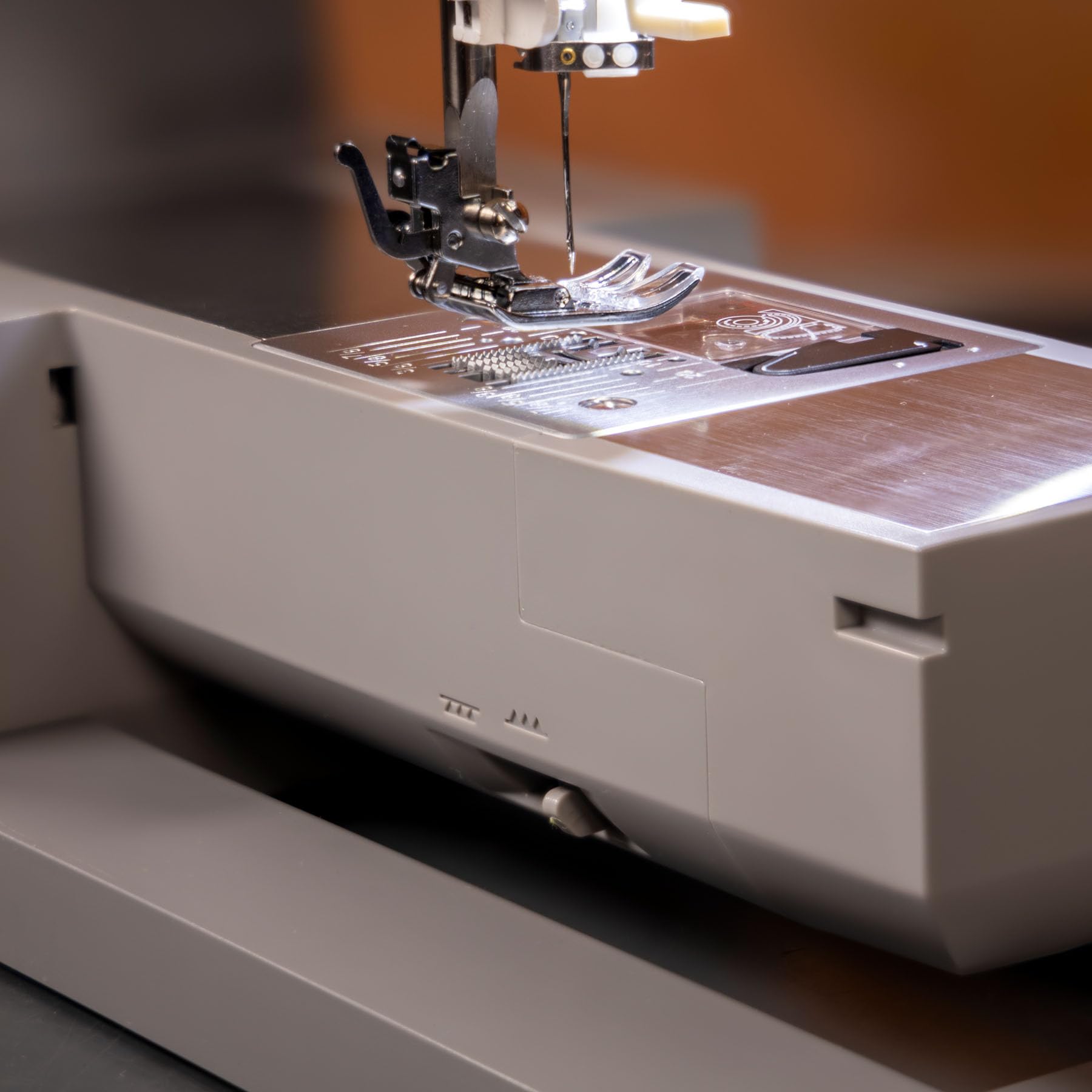 SINGER Machine à Coudre Électronique HD 6605C