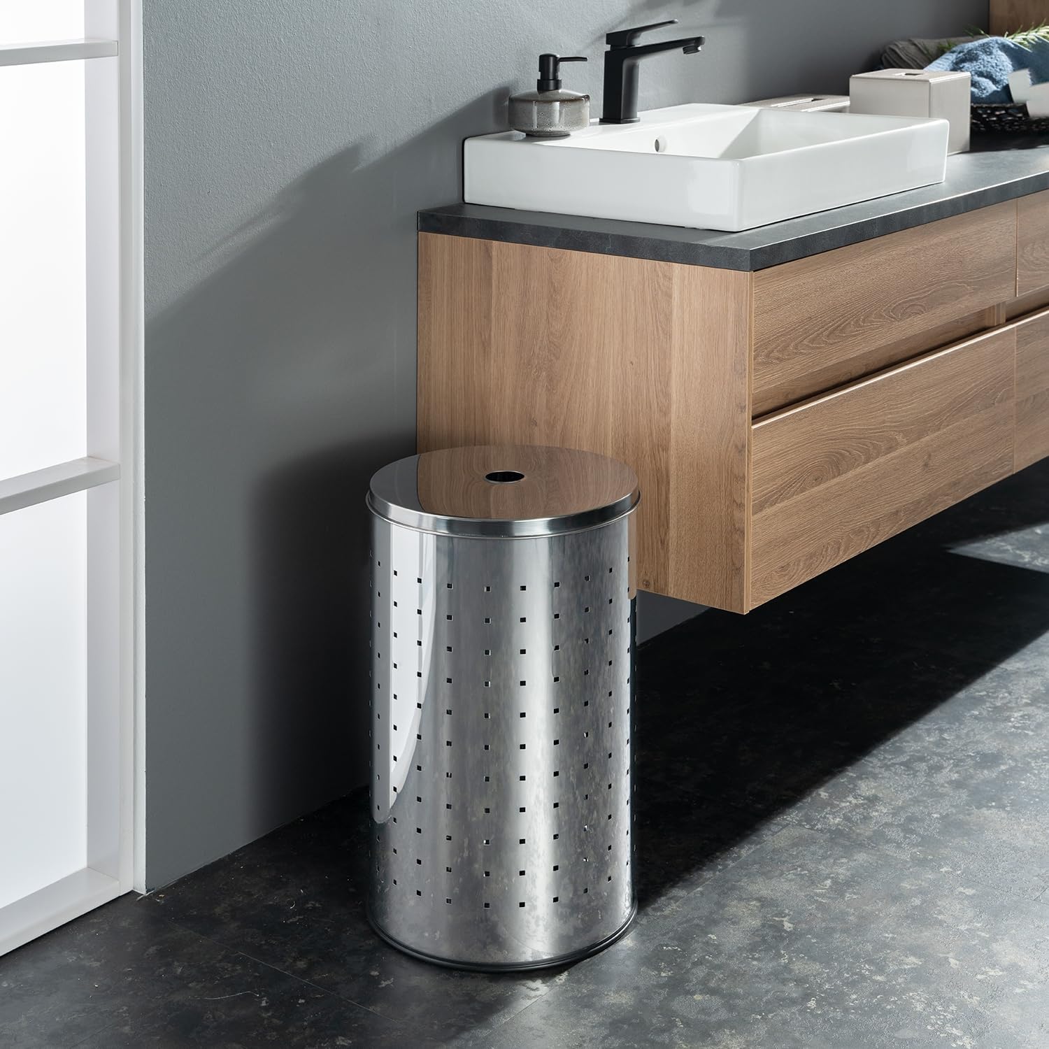 Wäschetonne Wäschesammler Wäschekorb Wäschebox Wäschetruhe mit Deckel und Luftlöchern | Edelstahl | Grau | Ø 29 cm | 54 cm hoch | 37 Liter Fassungsvermögen