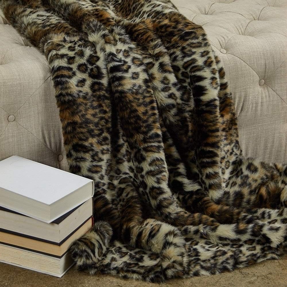 1 Piece California King 102*116 Wild Leo Faux Fur Blanket