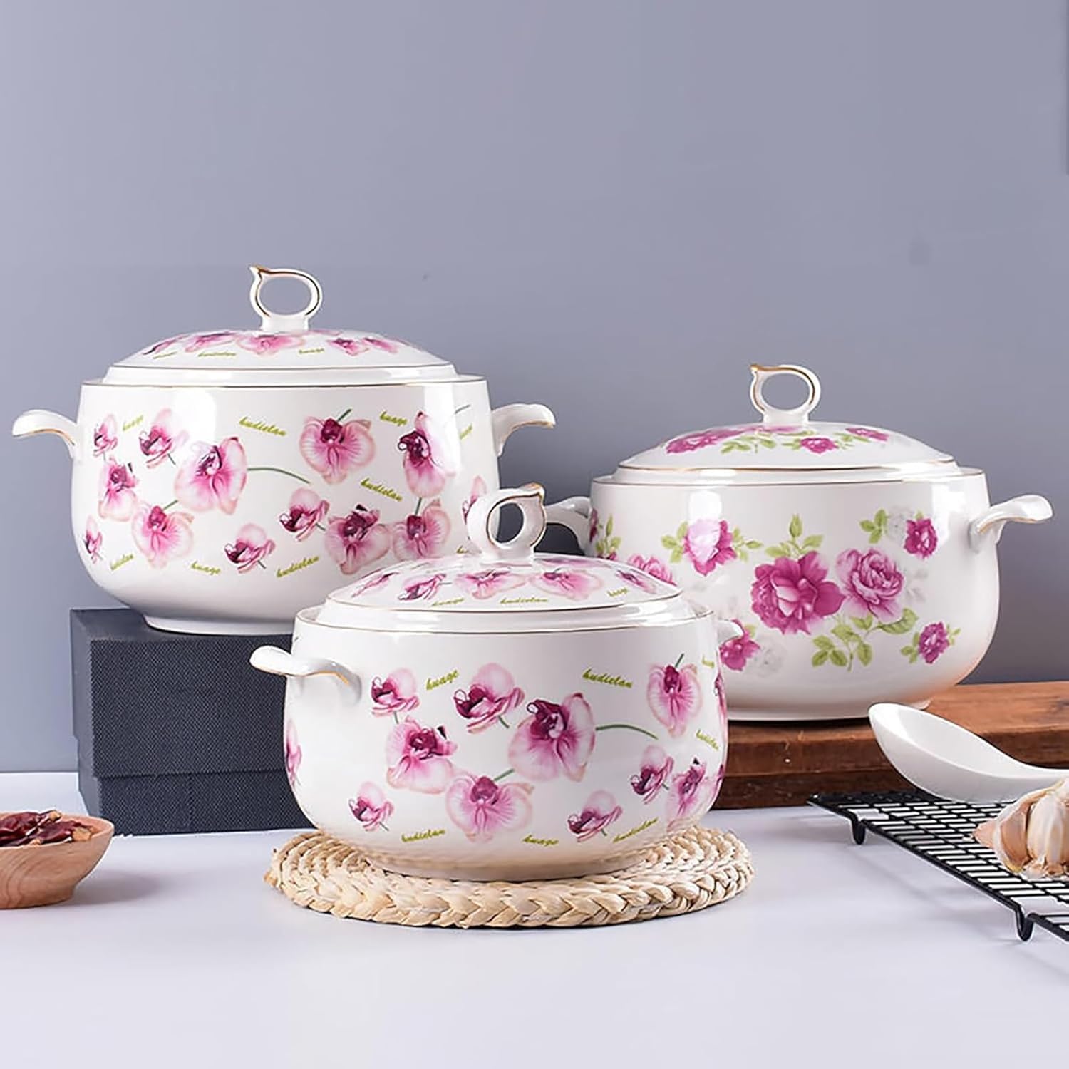 Ceramiczna miska do zupy z pokrywką, okrągła porcelanowa miska do domu i restauracji, nadaje się do mycia w zmywarce i piekarnika, idealna do serwowania i dekoracji, pojemność 2 l