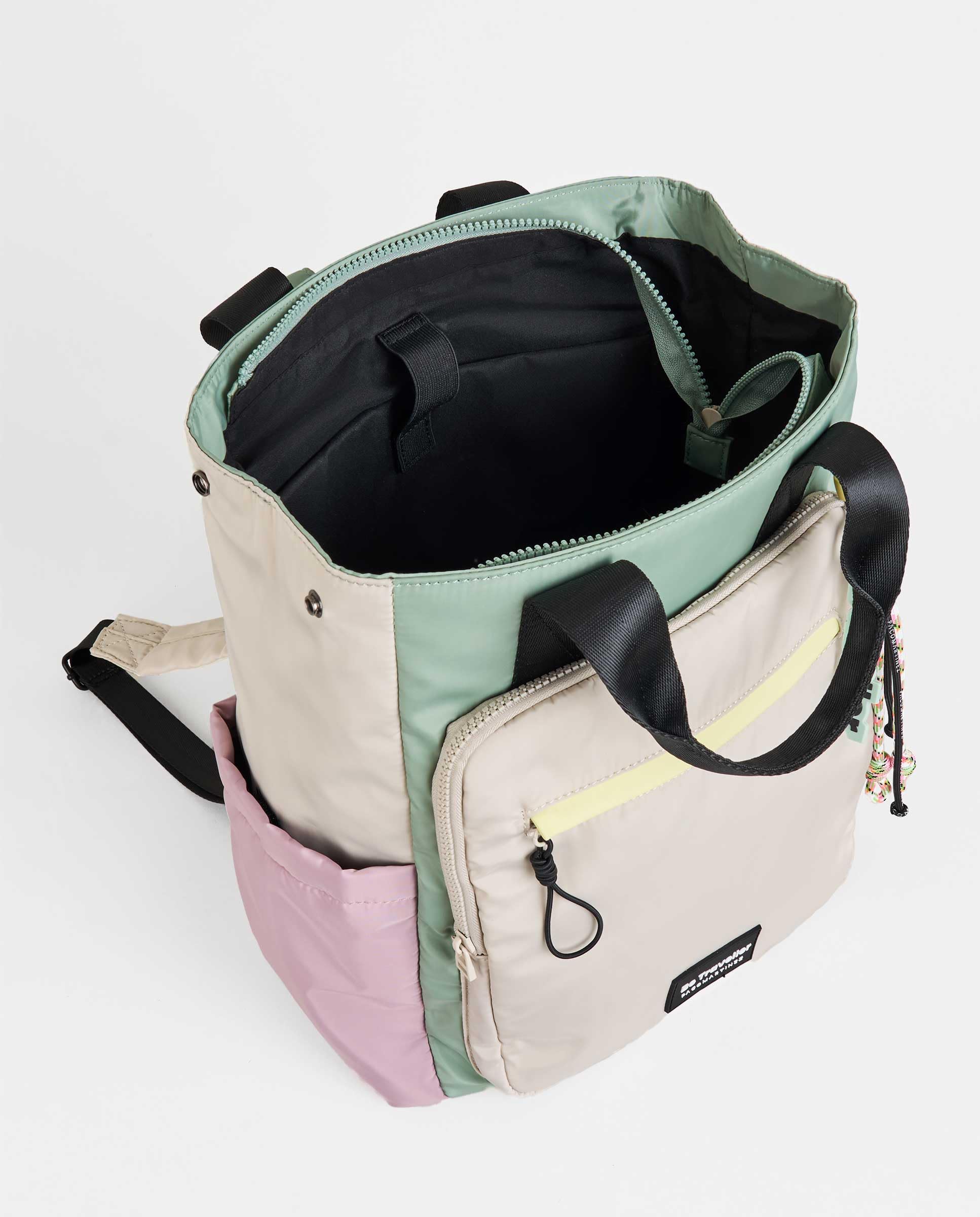 PACO MARTINEZ Mochila Traveller Multicolor para Mujer, Bolso Mochila para Portátil 13", Tamaño Grande, Asas Dobles, Color Gris, Malva, Verde Menta y Amarillo - 37x42x22 Centímetros