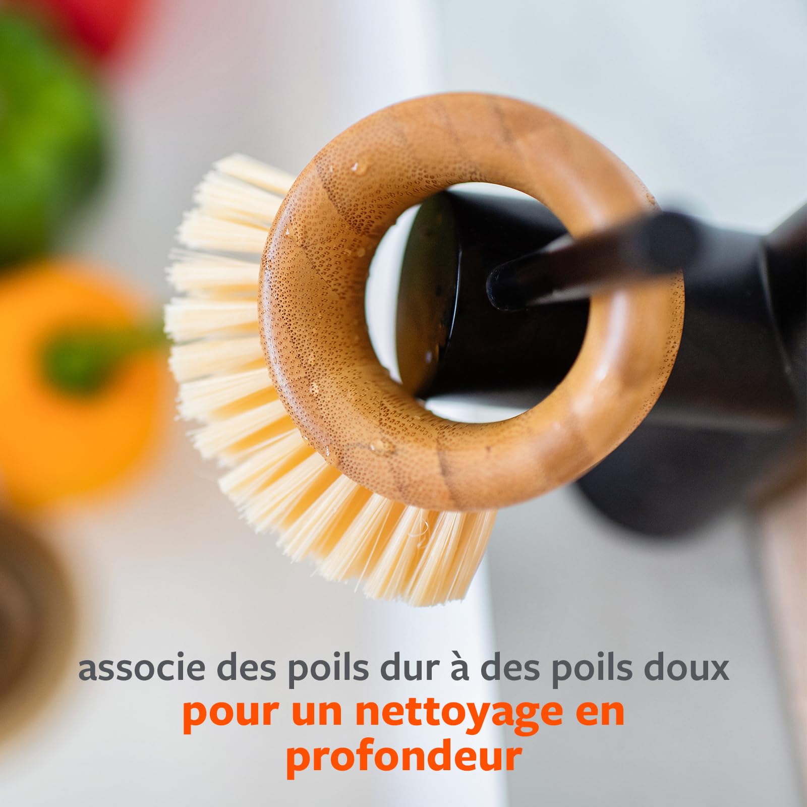 Full Circle The Ring Brosse à Légumes et Fruits Nettoyage Doux Poils Recyclés Fibres Végétales Manche Ergonomique sans BPA