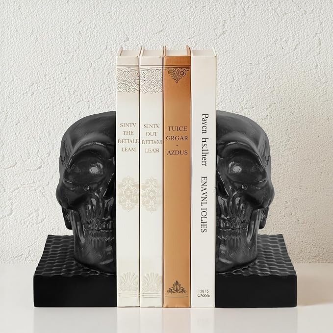 Skull Book Ends, Decorative Bookends for Shelves, Antique Gothic Style Skull Bookend Design Resin Skeleton Human Head Statue Halloween Décor (Black)